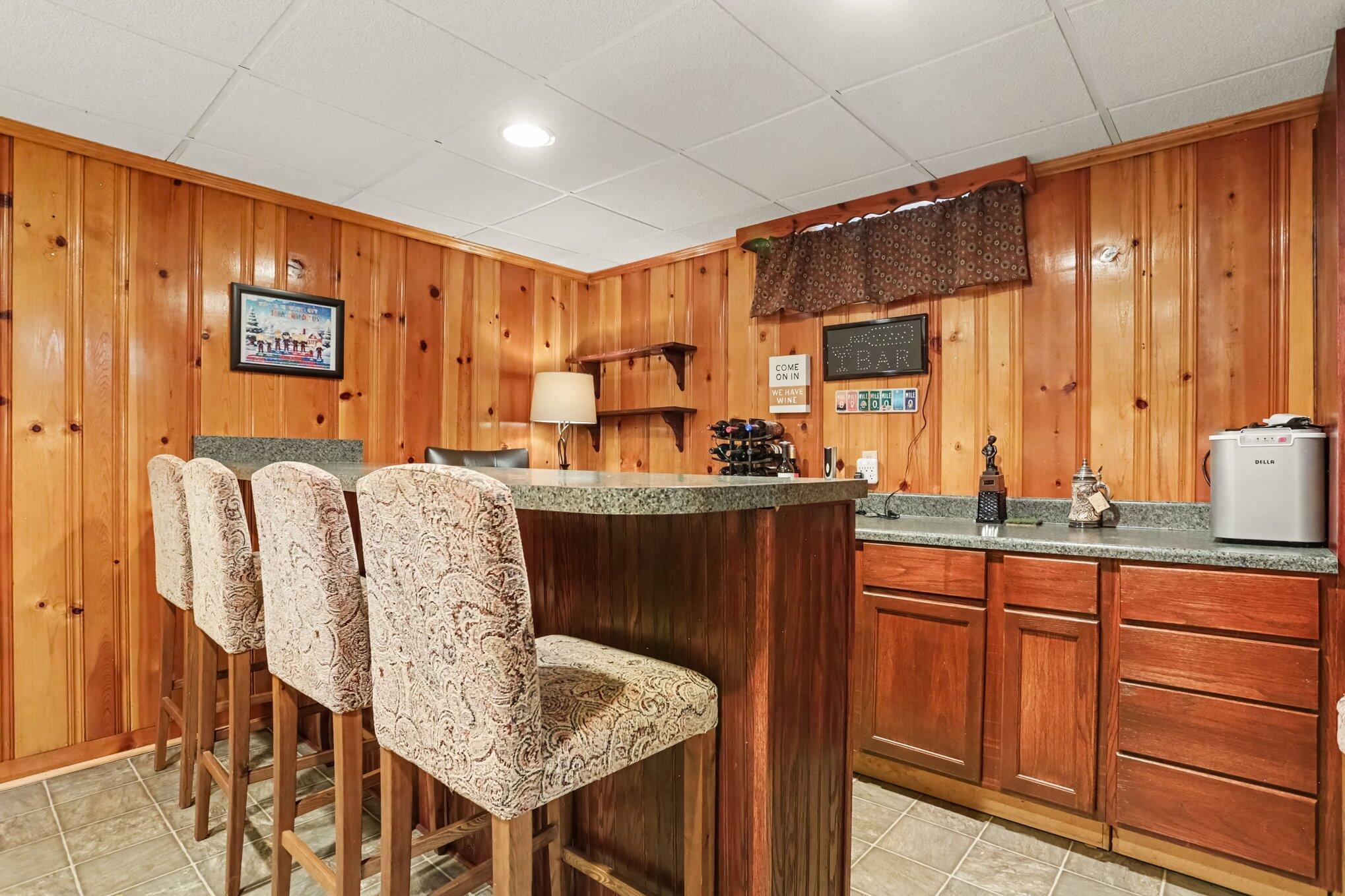 385 Kemper Avenue Property Photo 40