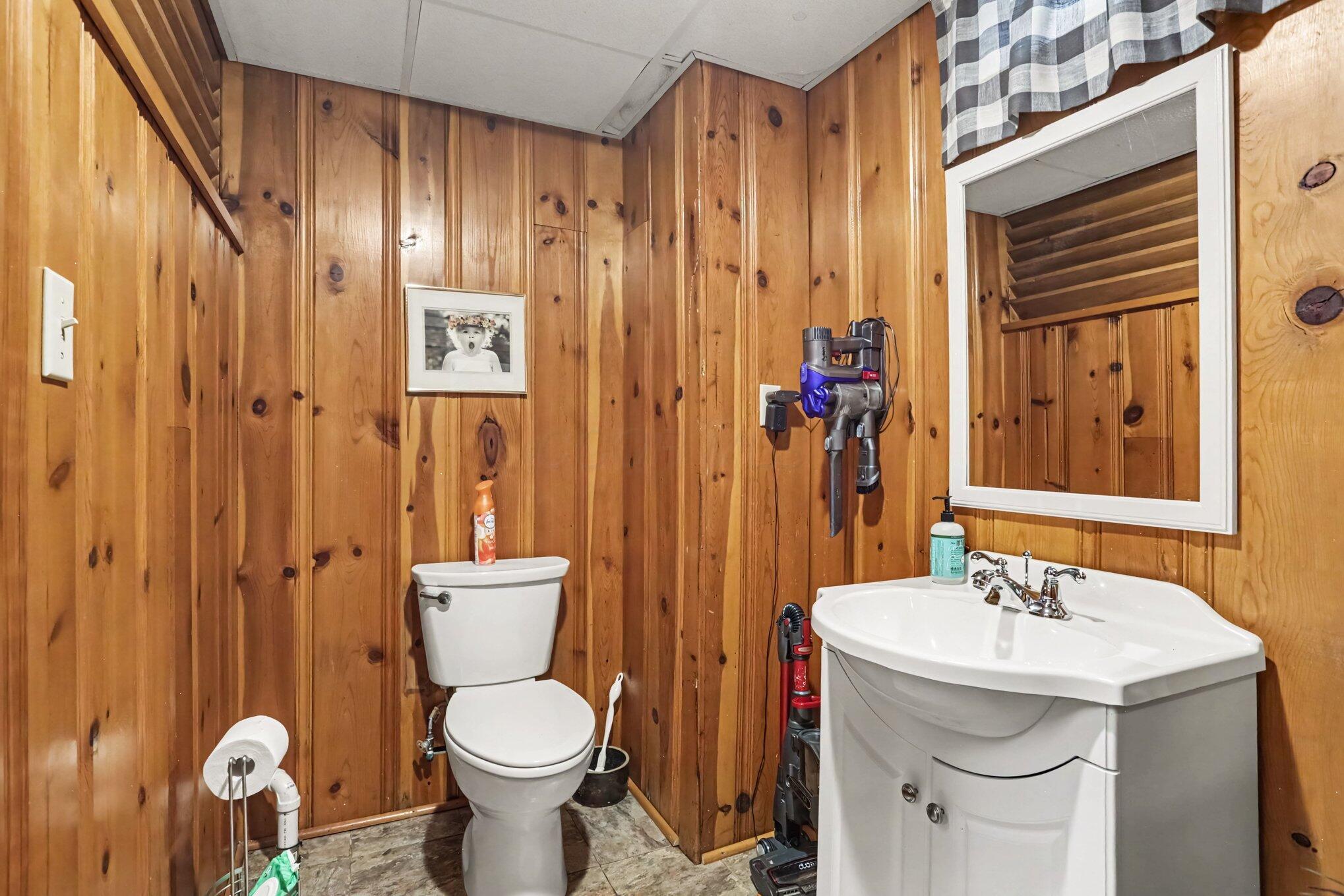 385 Kemper Avenue Property Photo 42