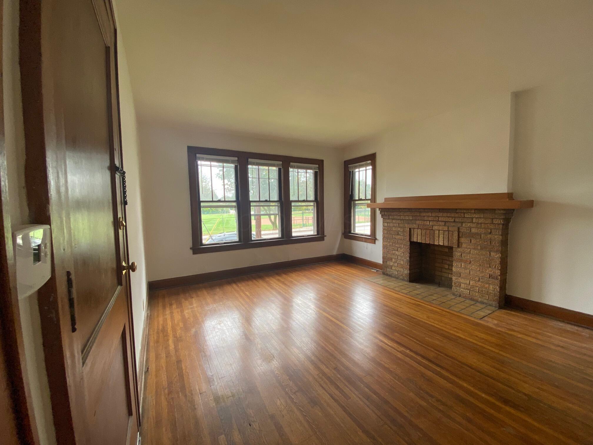 169 E Arcadia Avenue Property Photo 5