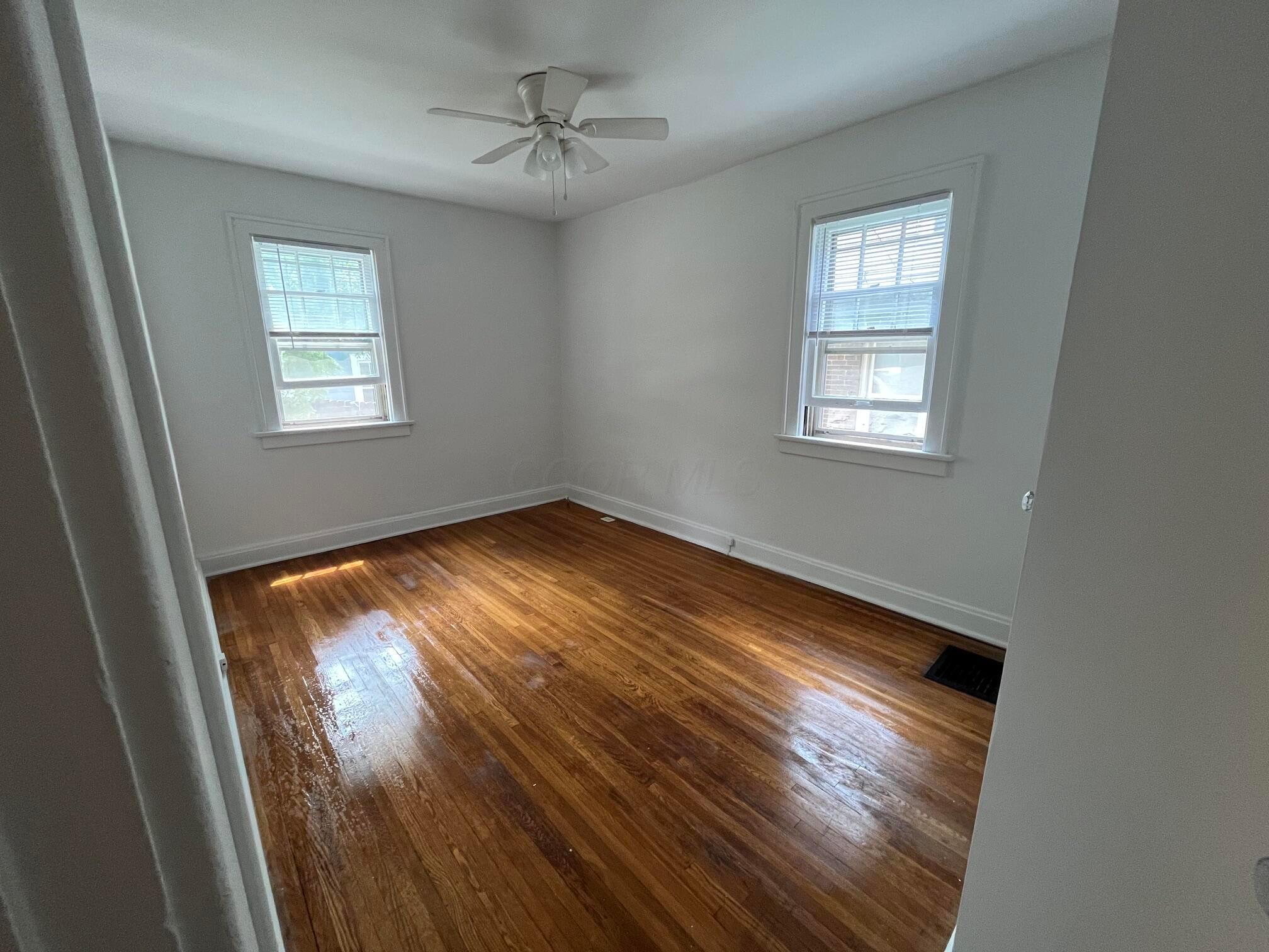 169 E Arcadia Avenue Property Photo 18