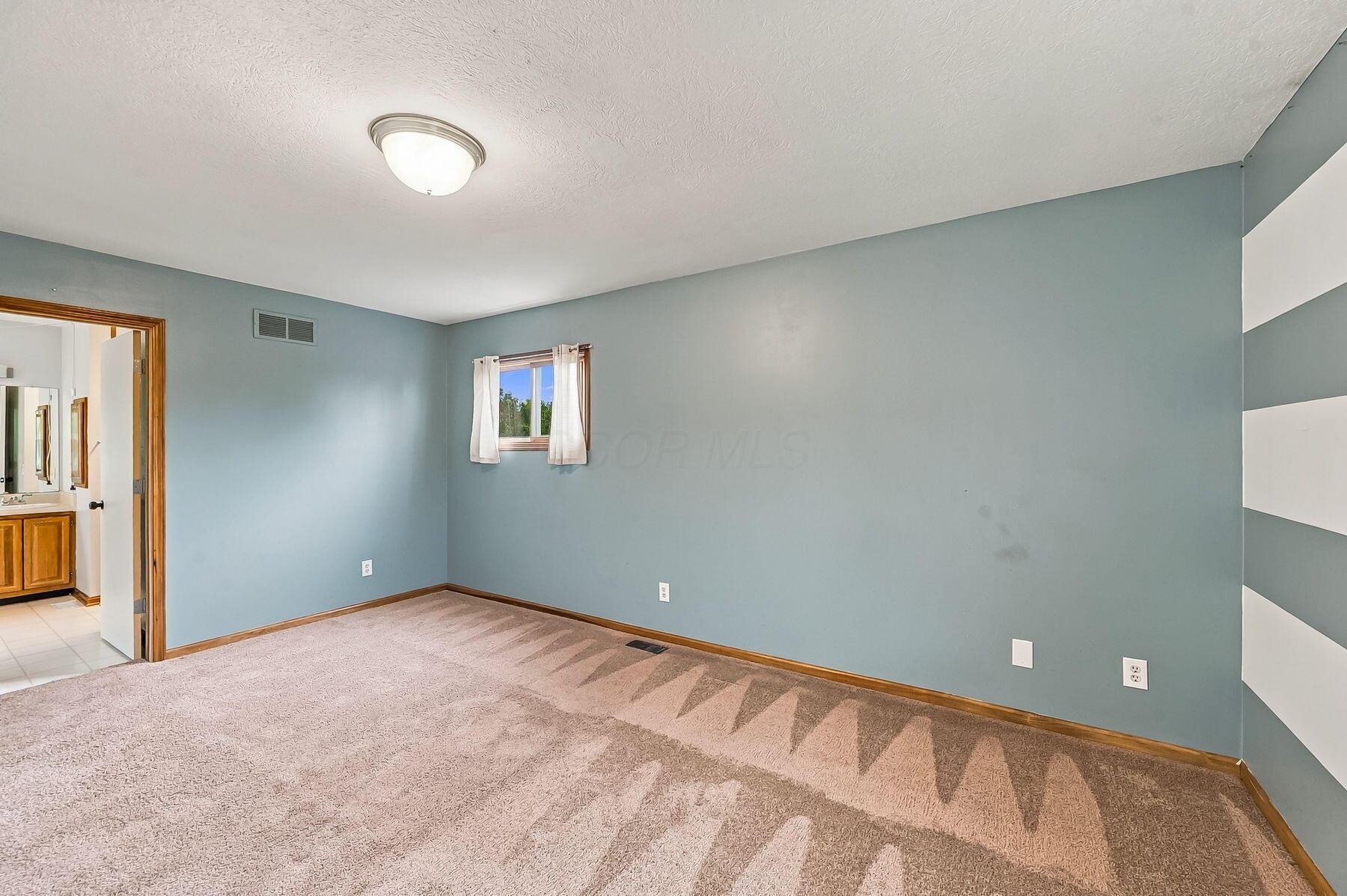 118 Halstead Court Property Photo 26