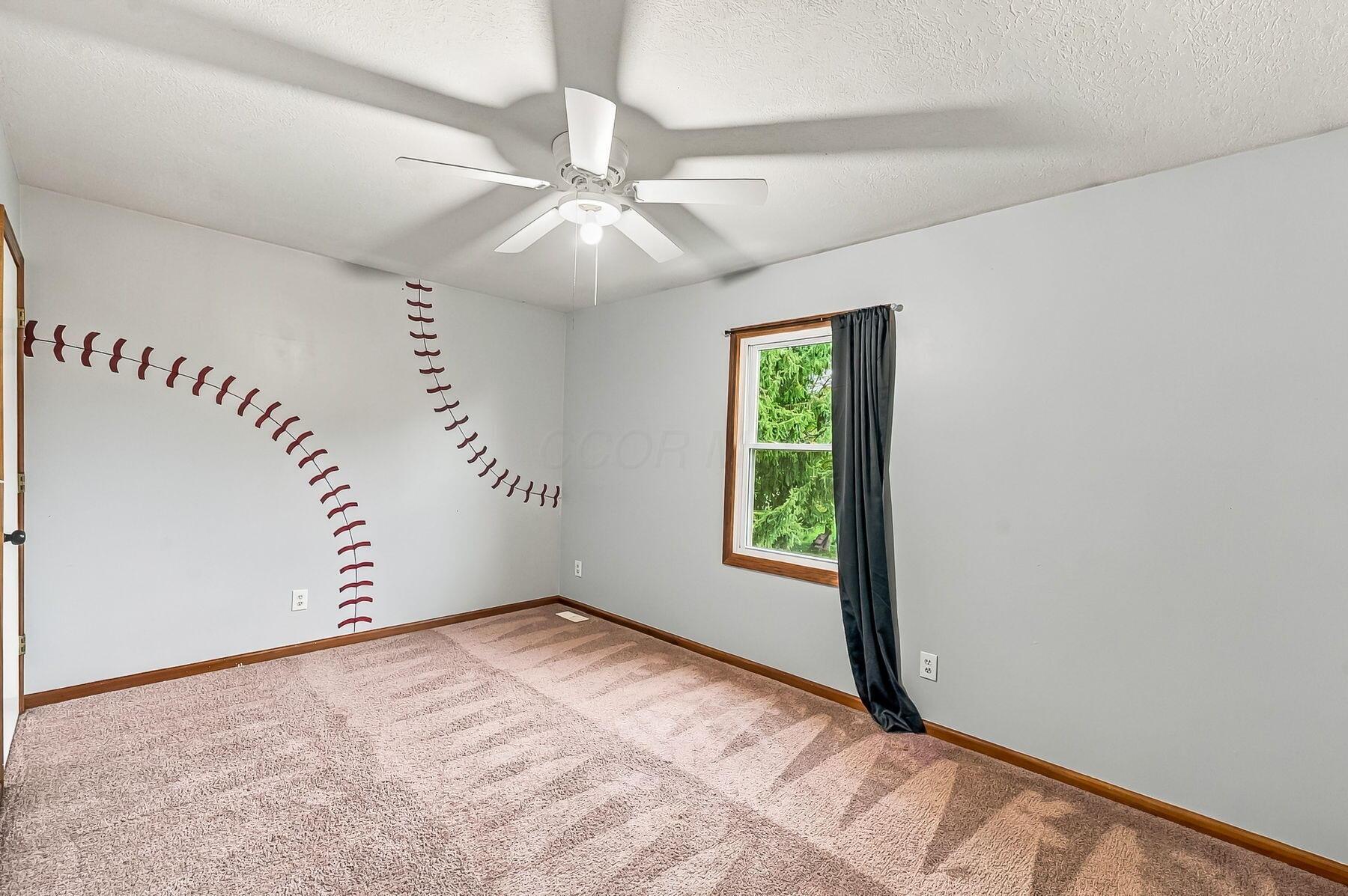 118 Halstead Court Property Photo 35
