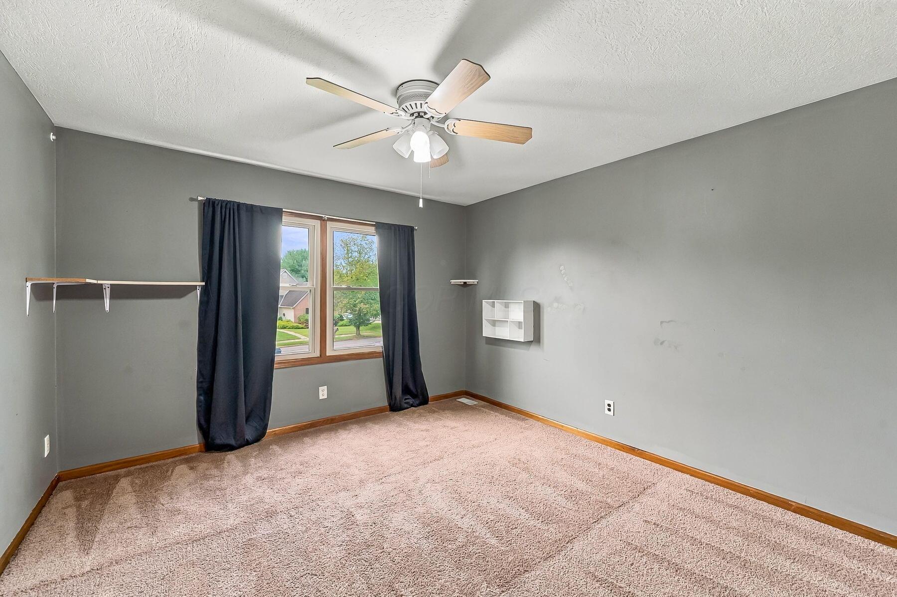 118 Halstead Court Property Photo 37