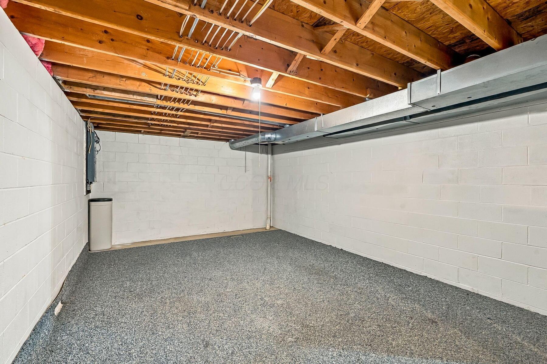 118 Halstead Court Property Photo 41