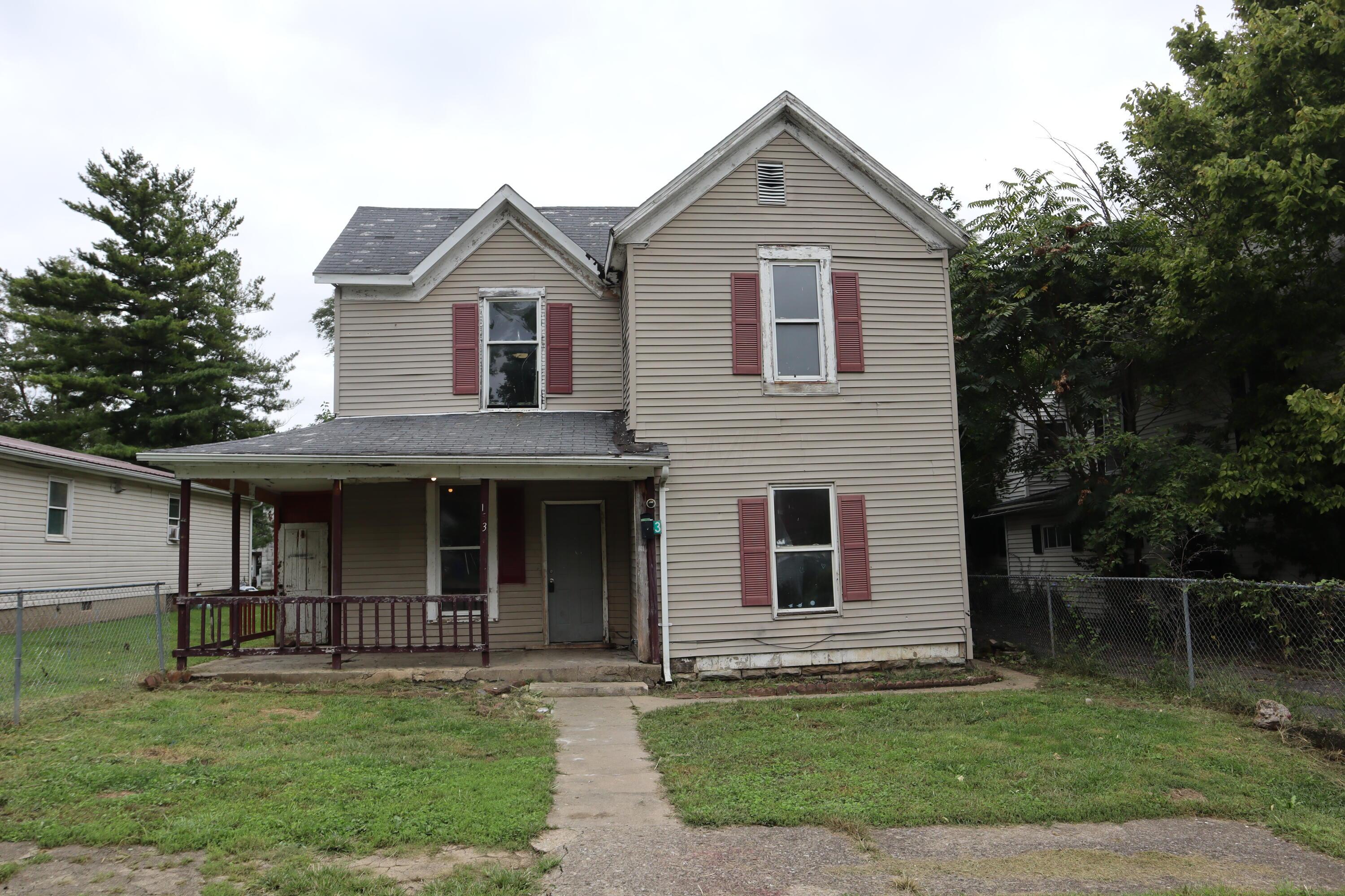153 E North Street Property Photo 1