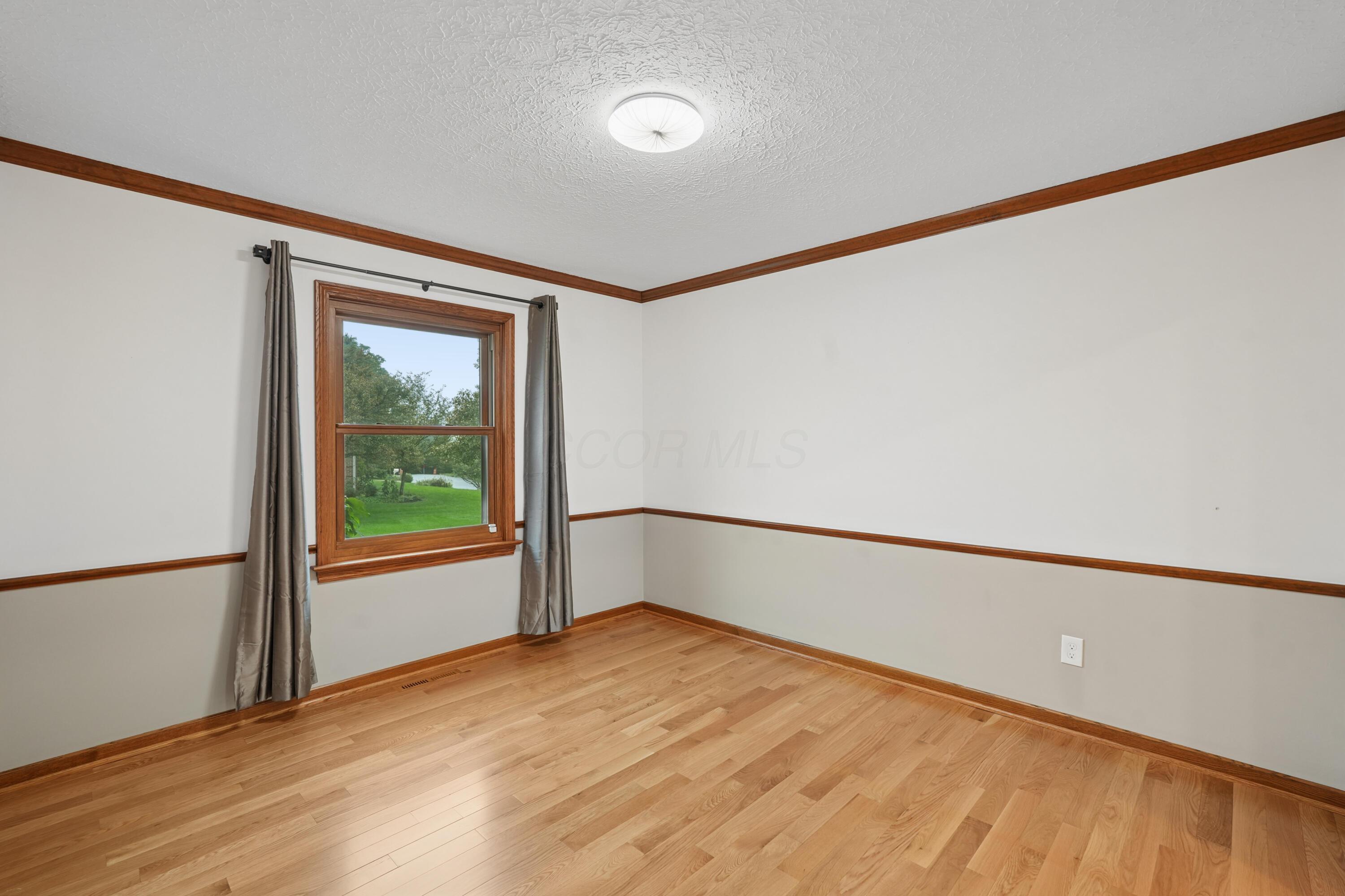8414 Netherlands Place Property Photo 9