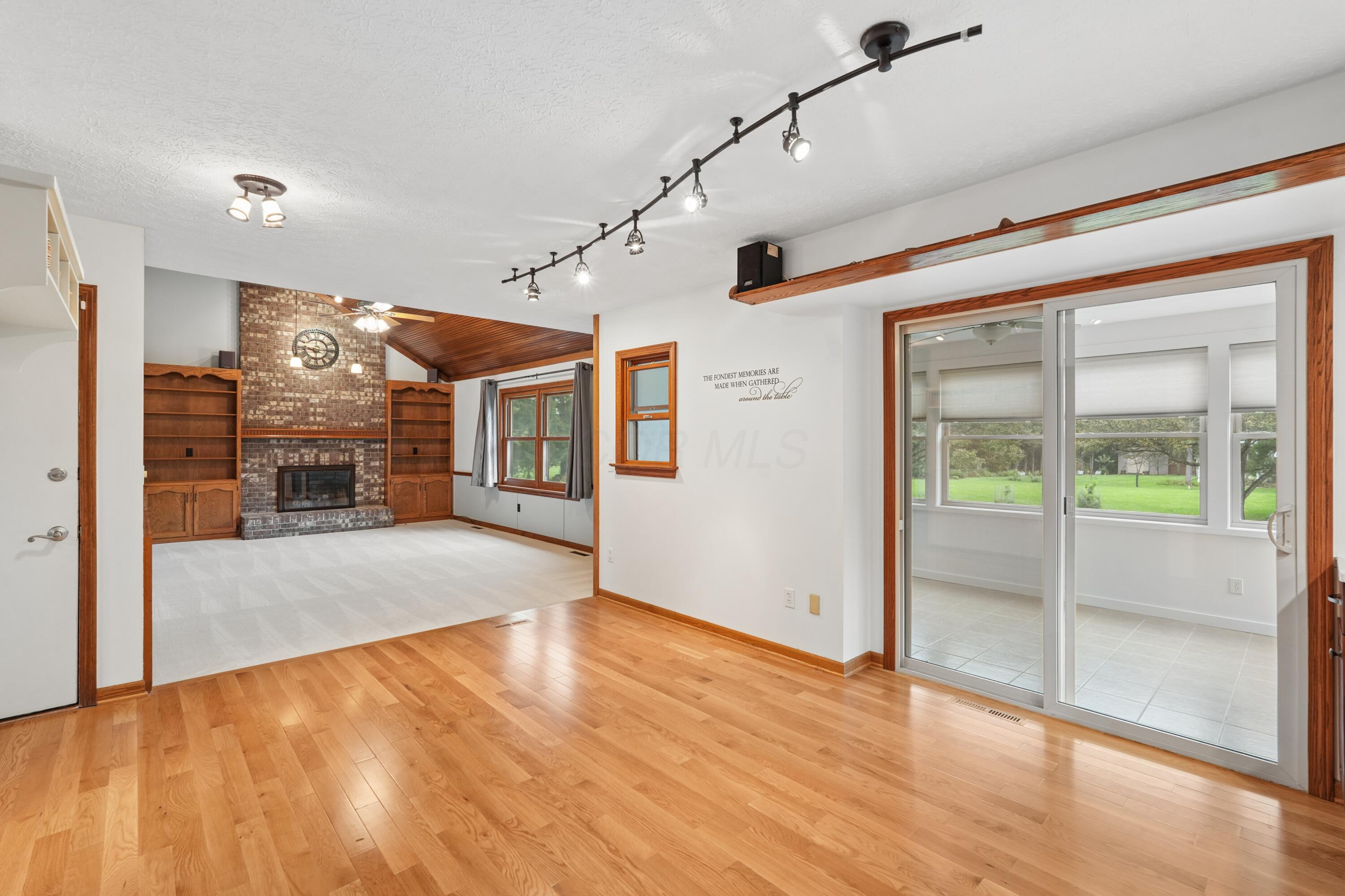 8414 Netherlands Place Property Photo 11