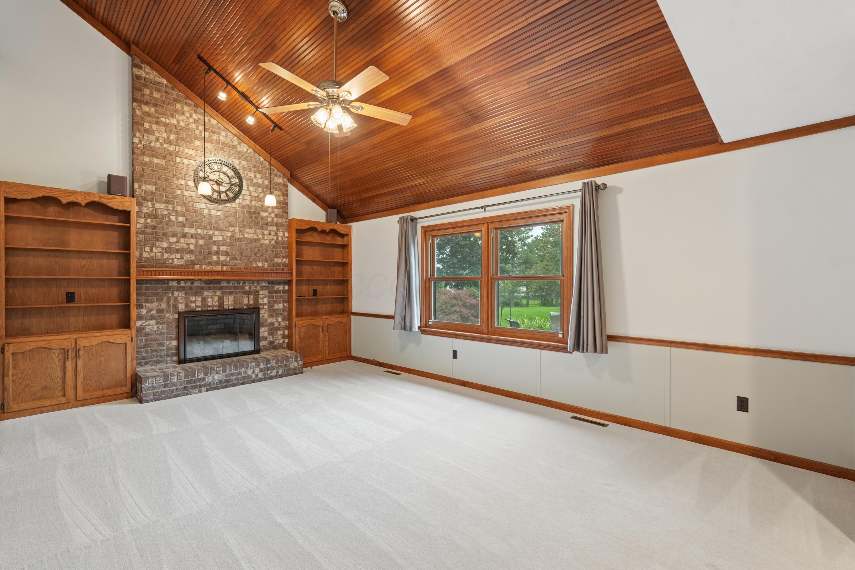 8414 Netherlands Place Property Photo 12