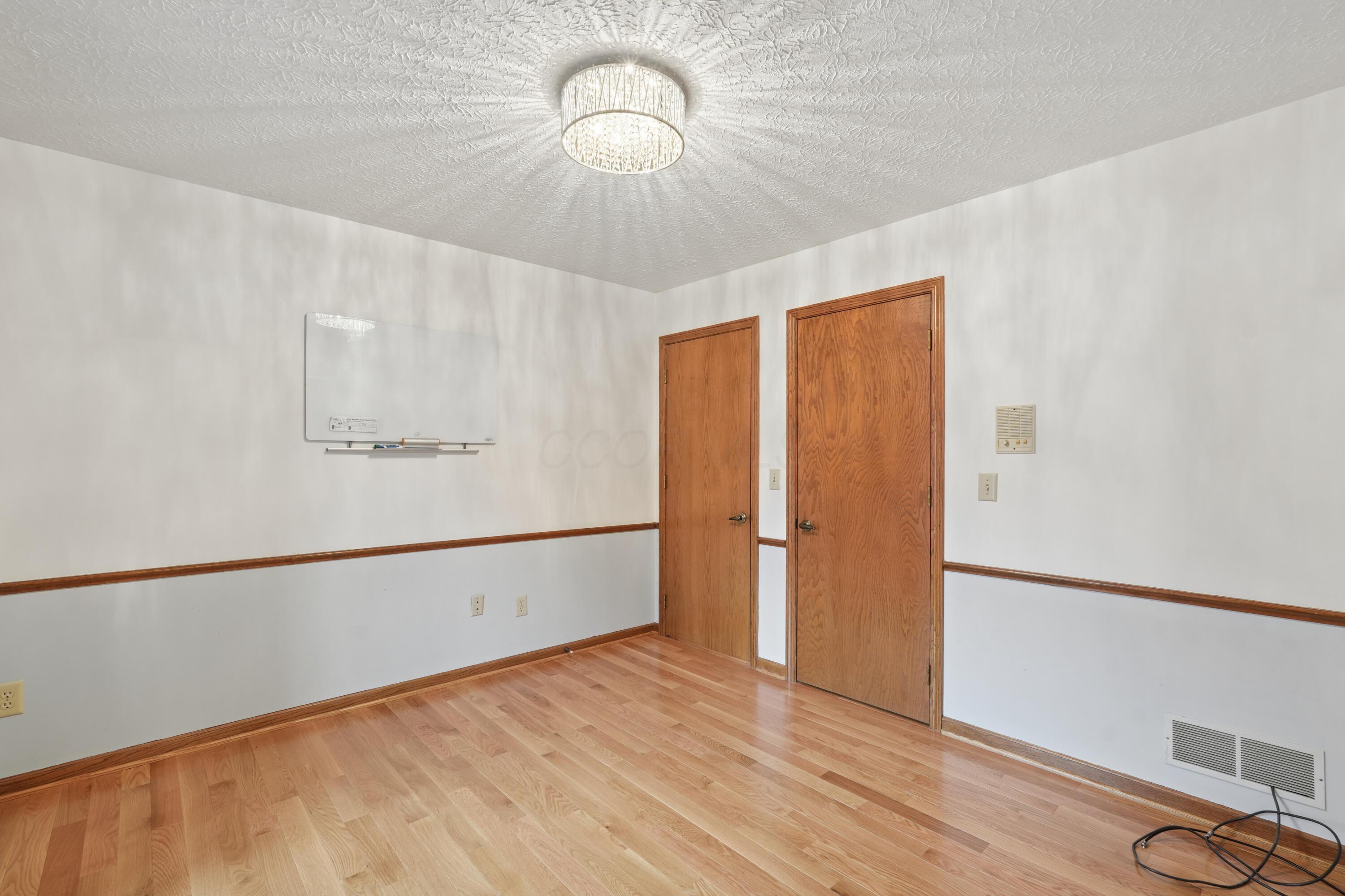8414 Netherlands Place Property Photo 22