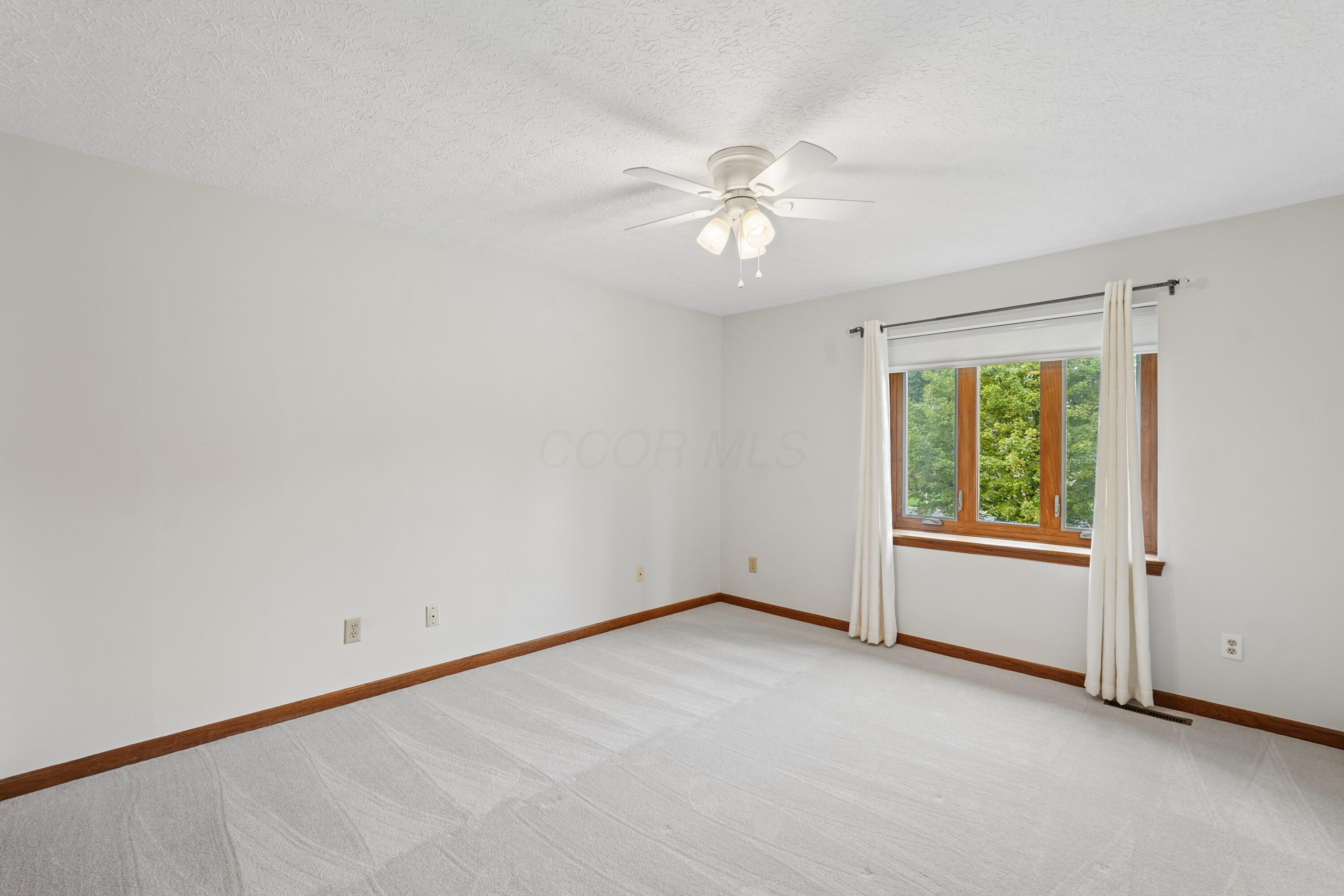 8414 Netherlands Place Property Photo 23