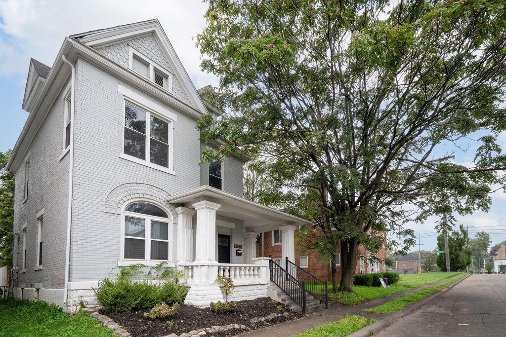 447 Linwood Avenue Property Photo 1