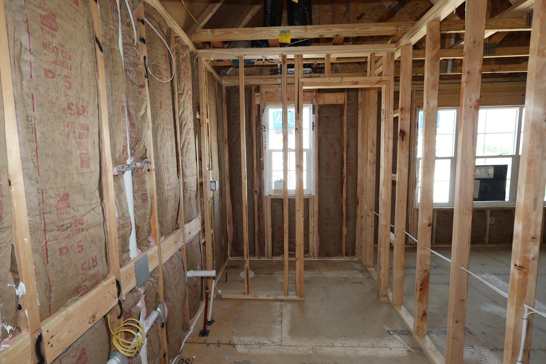 1008 Dawsons Drive Property Photo 9