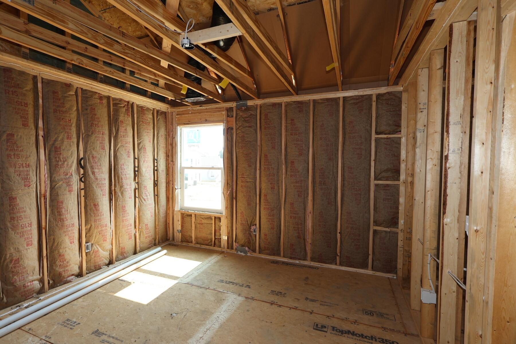 1008 Dawsons Drive Property Photo 14
