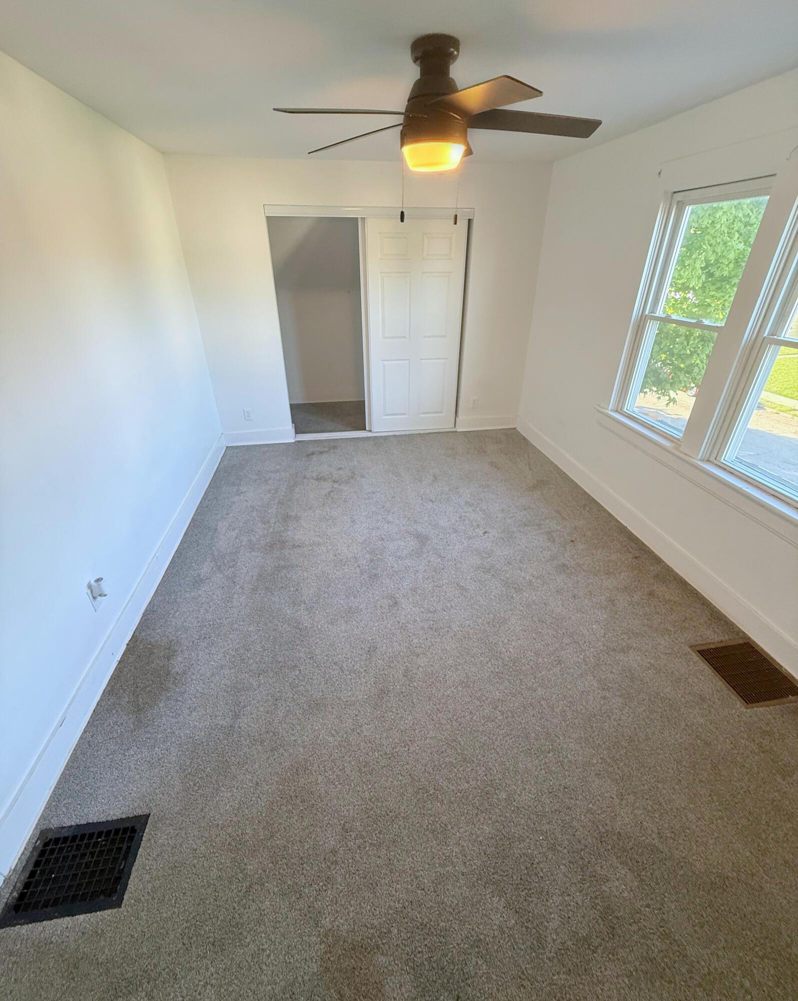 1585 Mound Street Property Photo 16