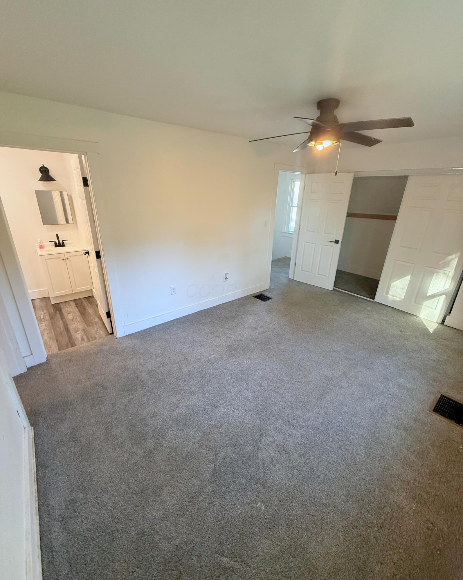 1585 Mound Street Property Photo 20