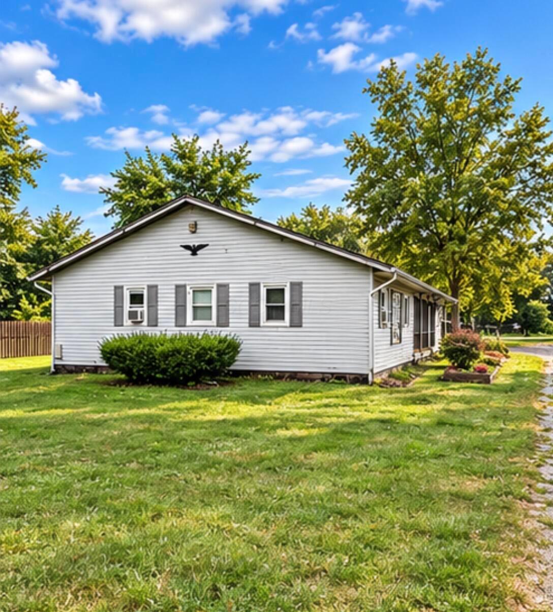 17313 County Highway 113 Property Photo 3