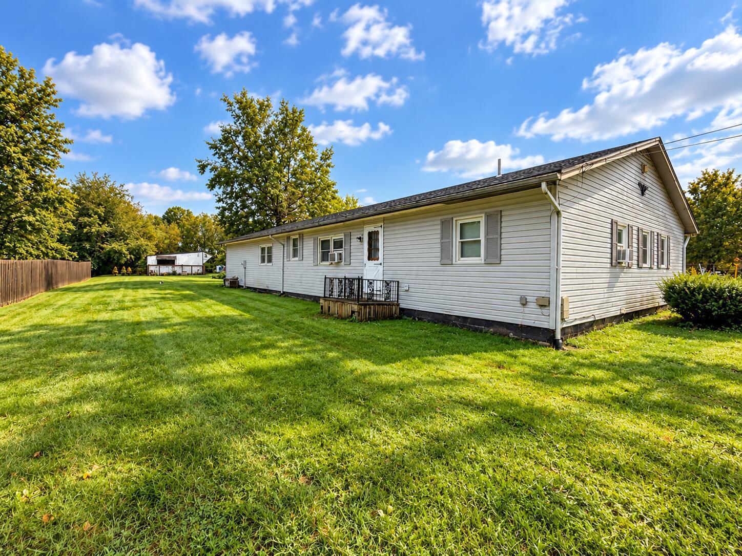 17313 County Highway 113 Property Photo 4