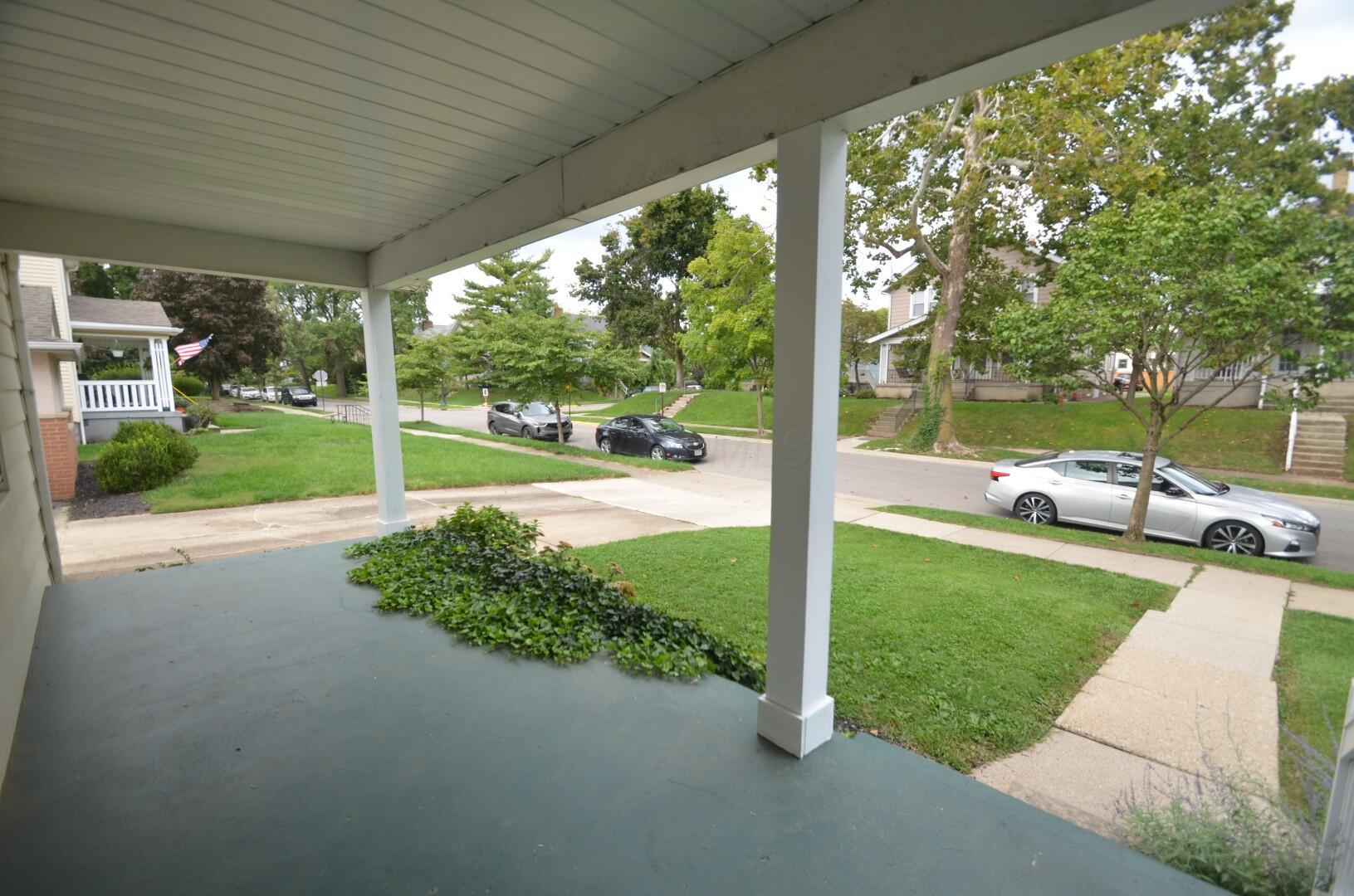853 Oxley Road Property Photo 3