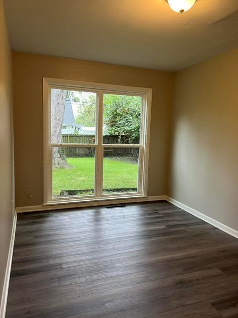1565 Duffield Drive Property Photo 8