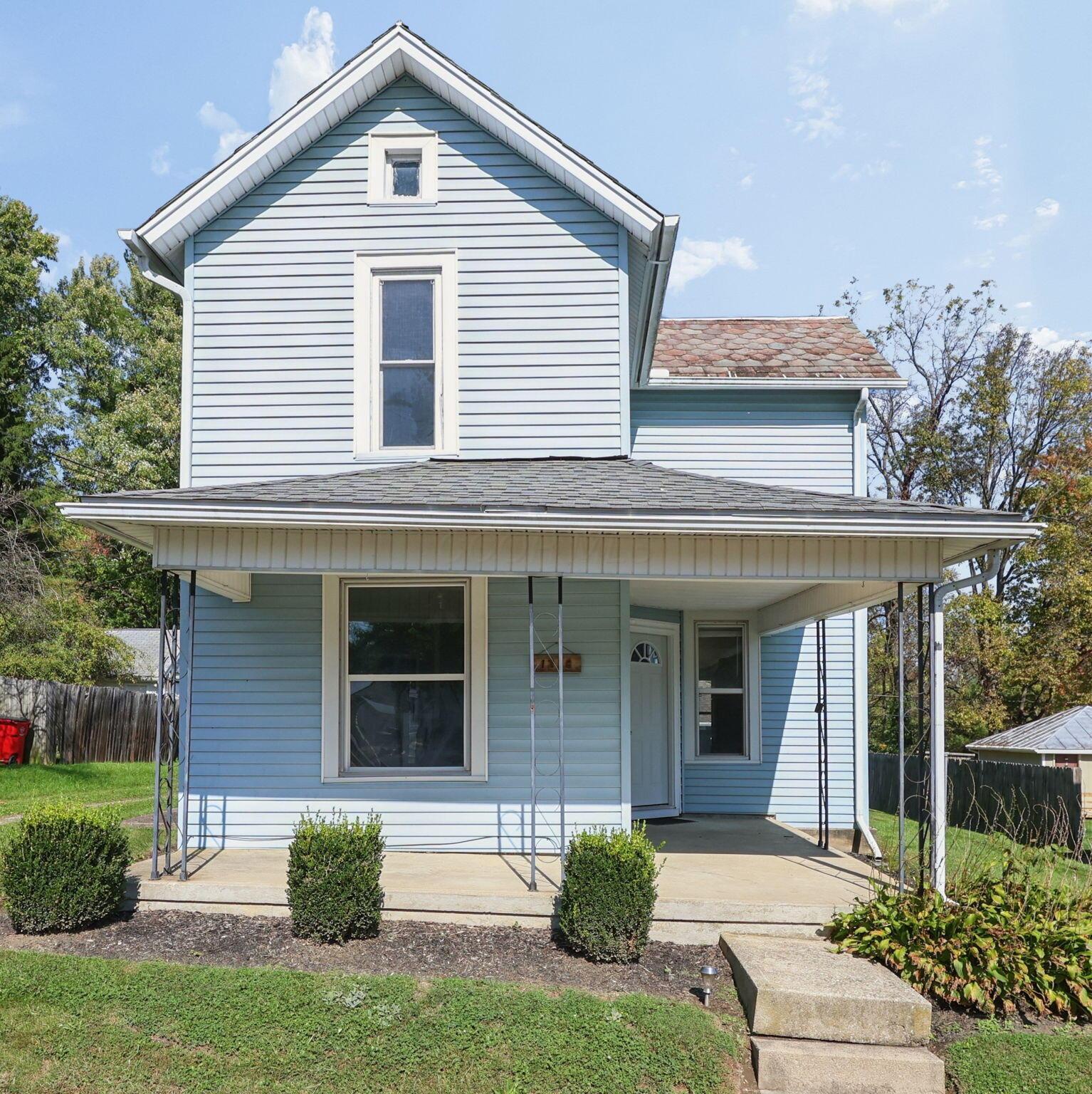 1318 W Maple Street Property Photo 3