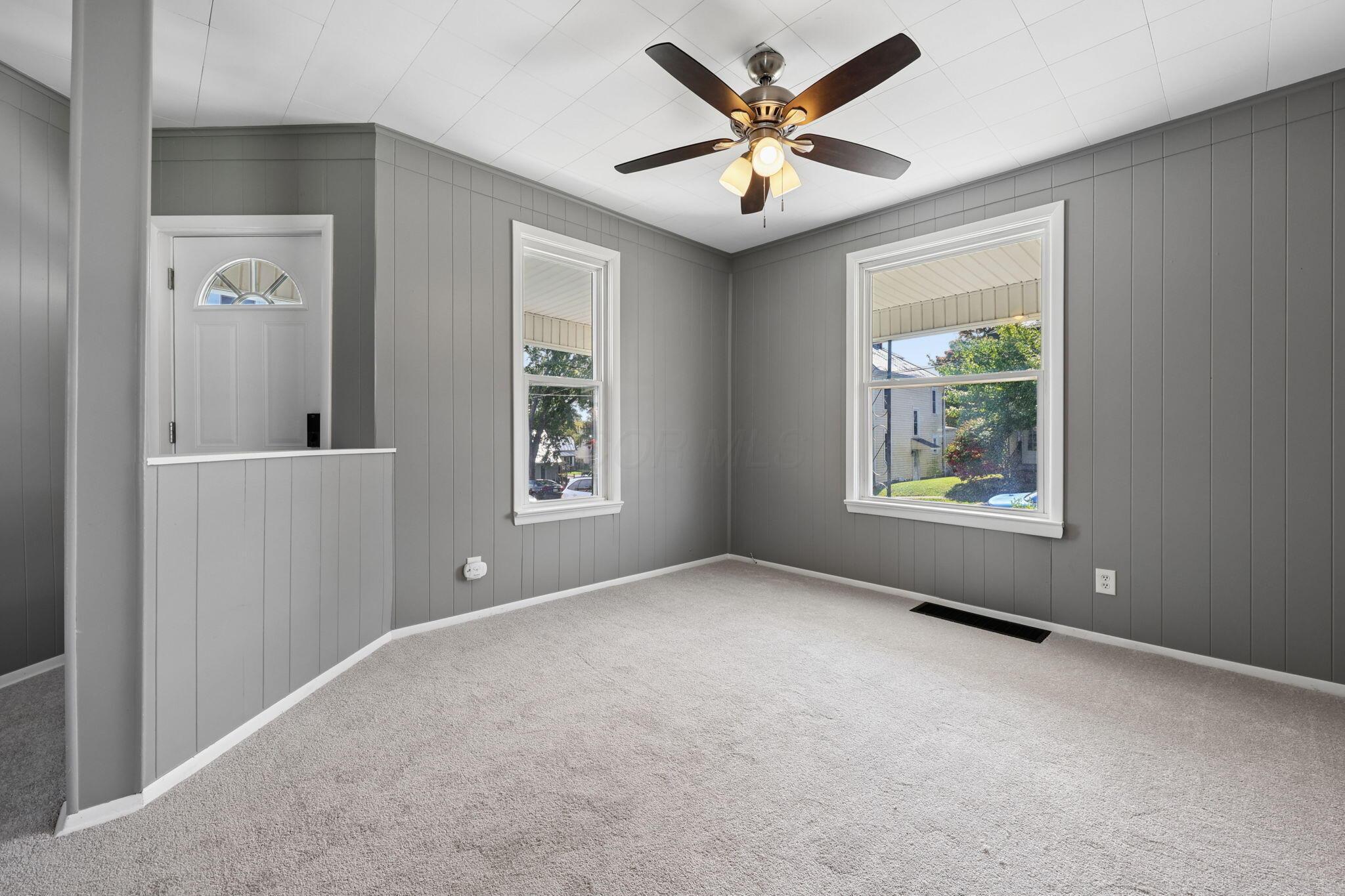 1318 W Maple Street Property Photo 9