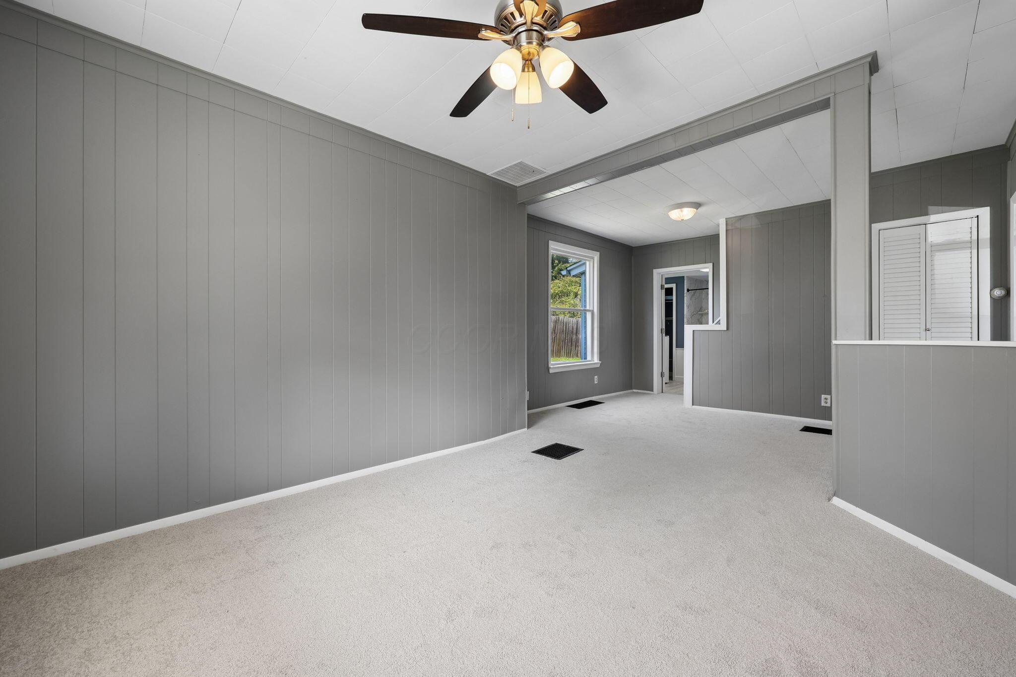 1318 W Maple Street Property Photo 10