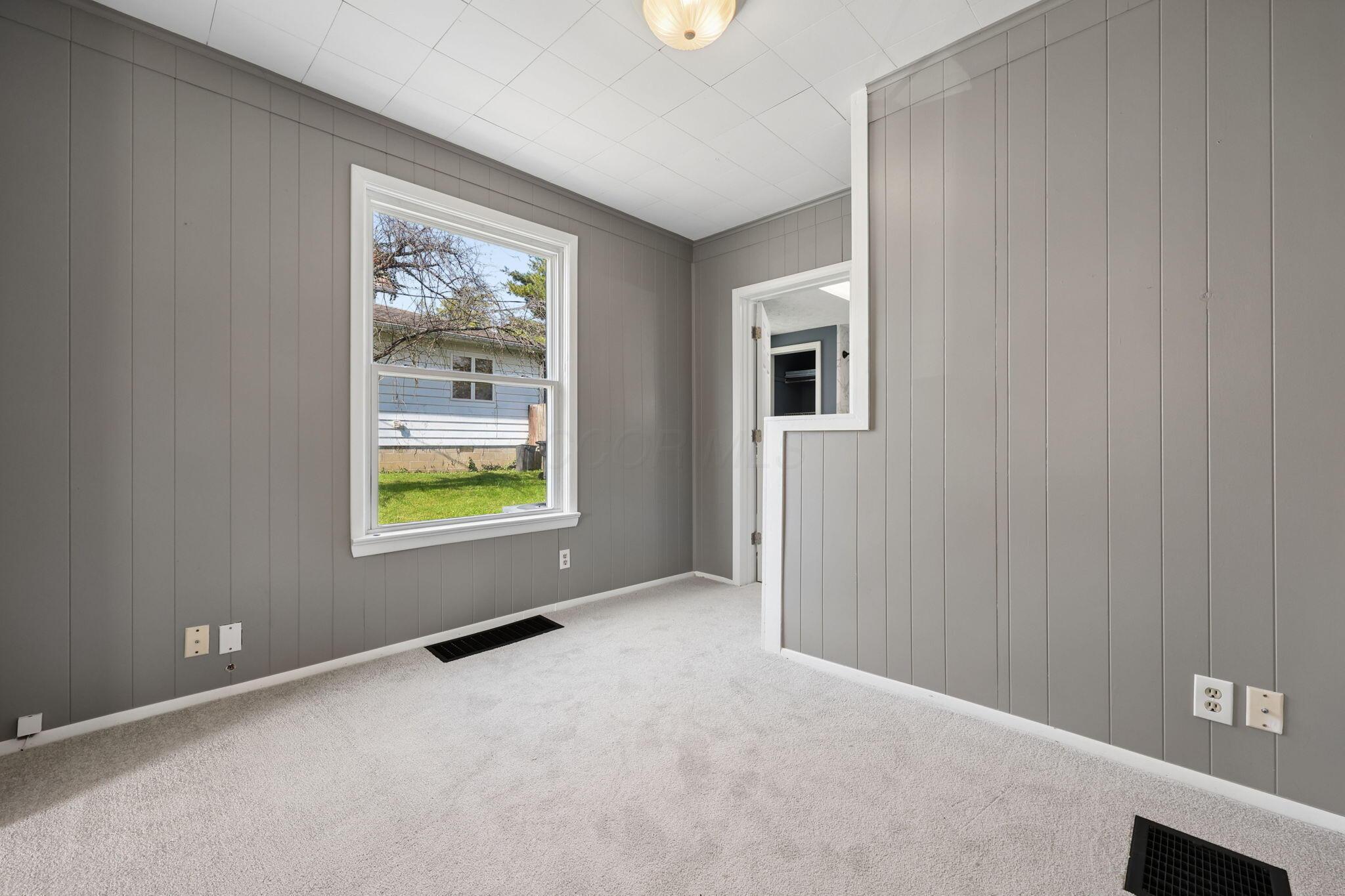 1318 W Maple Street Property Photo 11