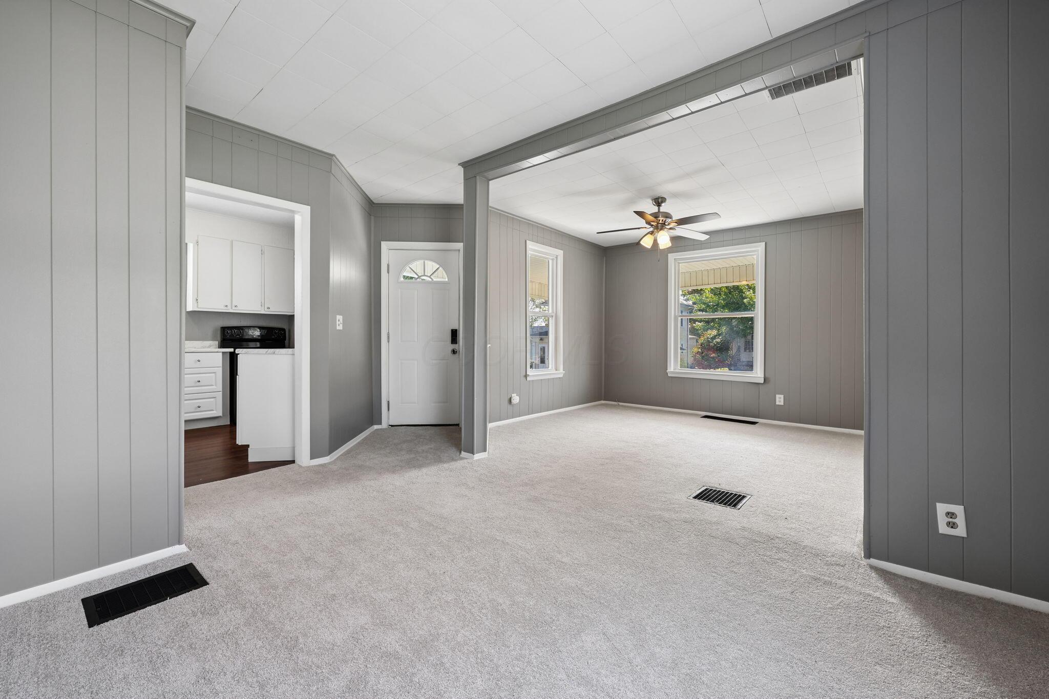 1318 W Maple Street Property Photo 12