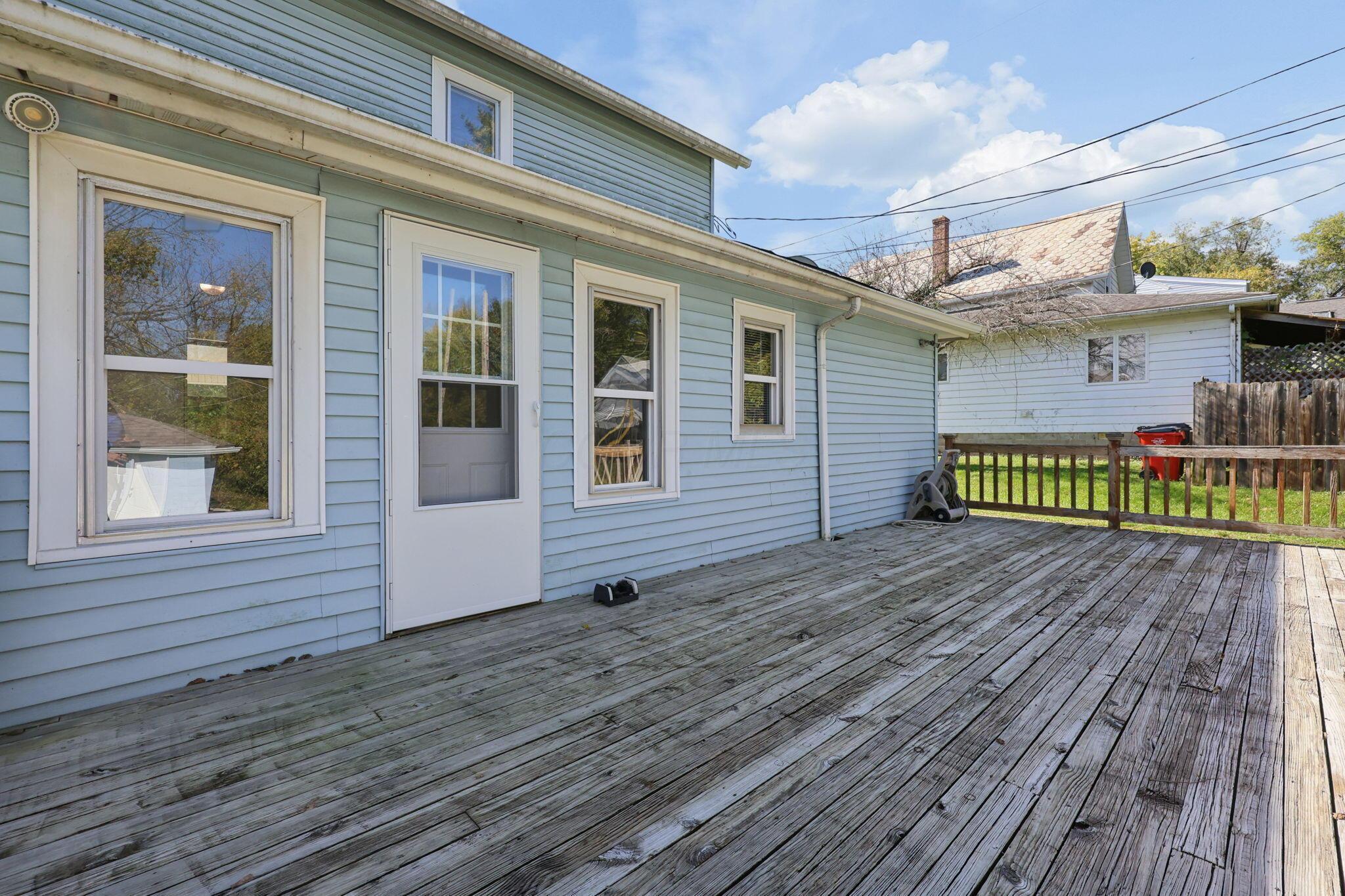 1318 W Maple Street Property Photo 30