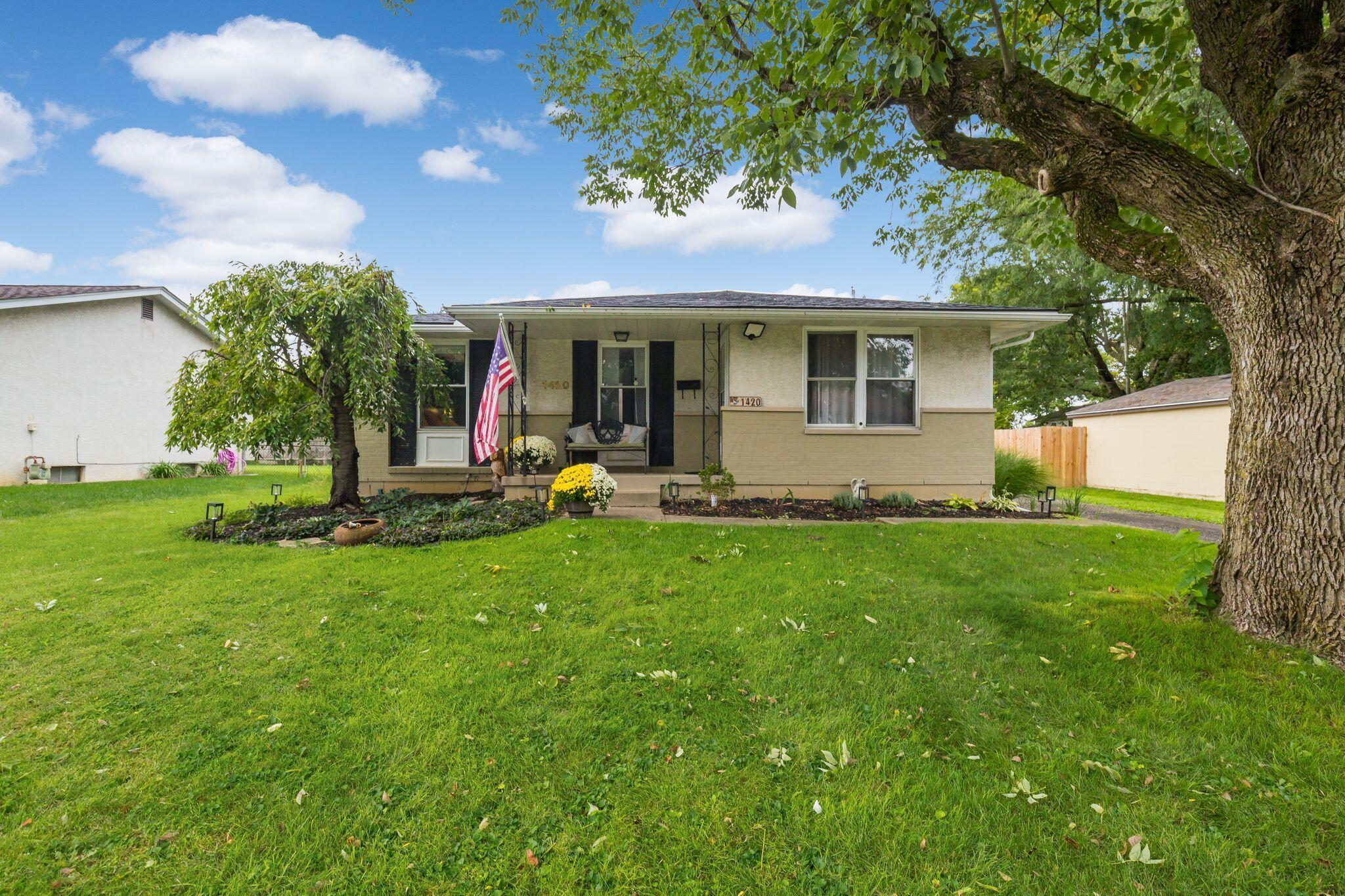 1420 Bosworth Place Property Photo 1