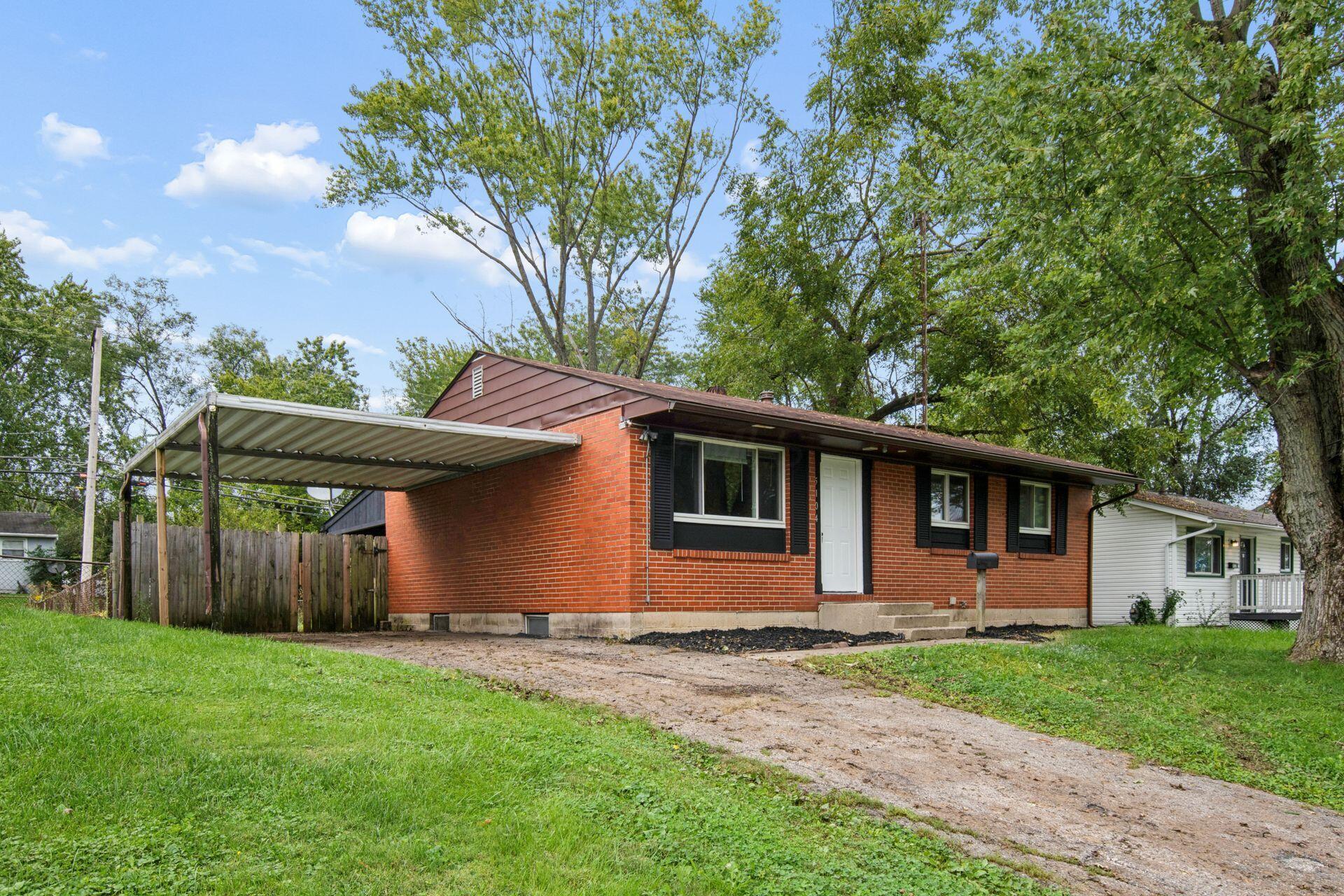 5104 Benham Drive Property Photo 3