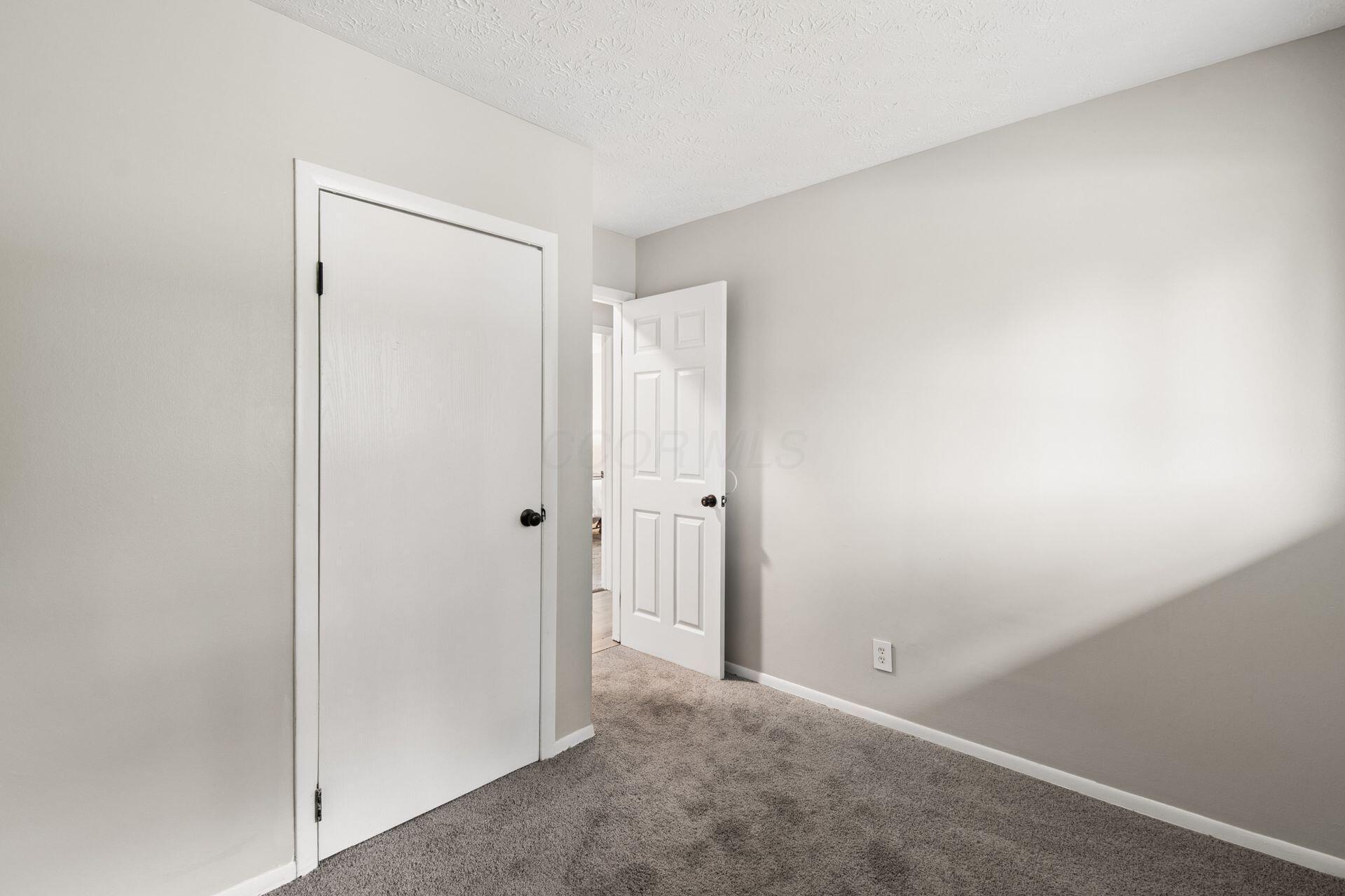 5104 Benham Drive Property Photo 18