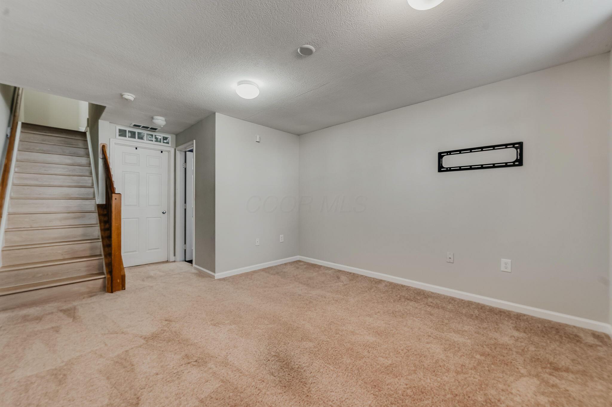 5964 Thunder Gulch Drive, 34 Property Photo 18
