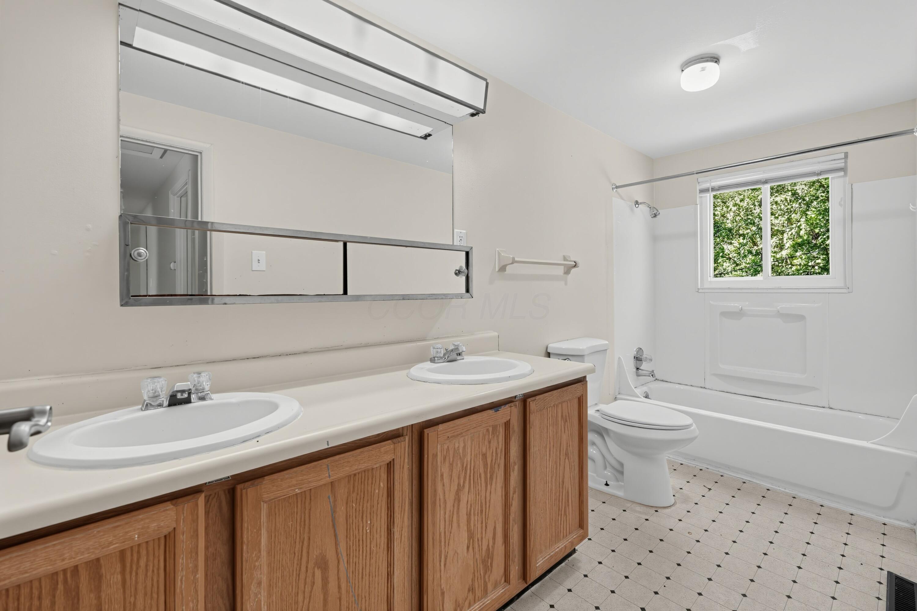 3636 Paris Boulevard Property Photo 31
