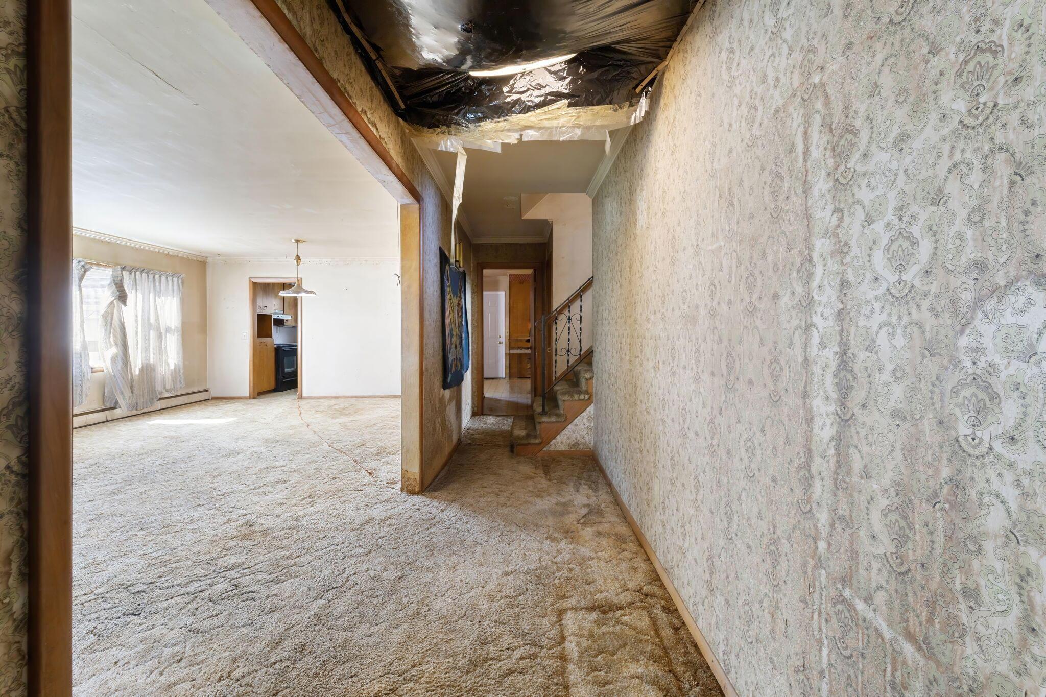 730 S Myrtle Avenue Property Photo 8