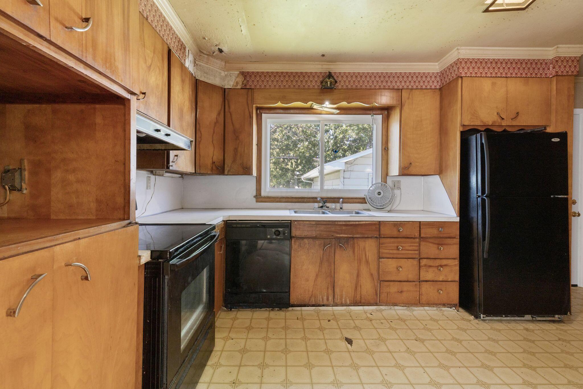 730 S Myrtle Avenue Property Photo 13