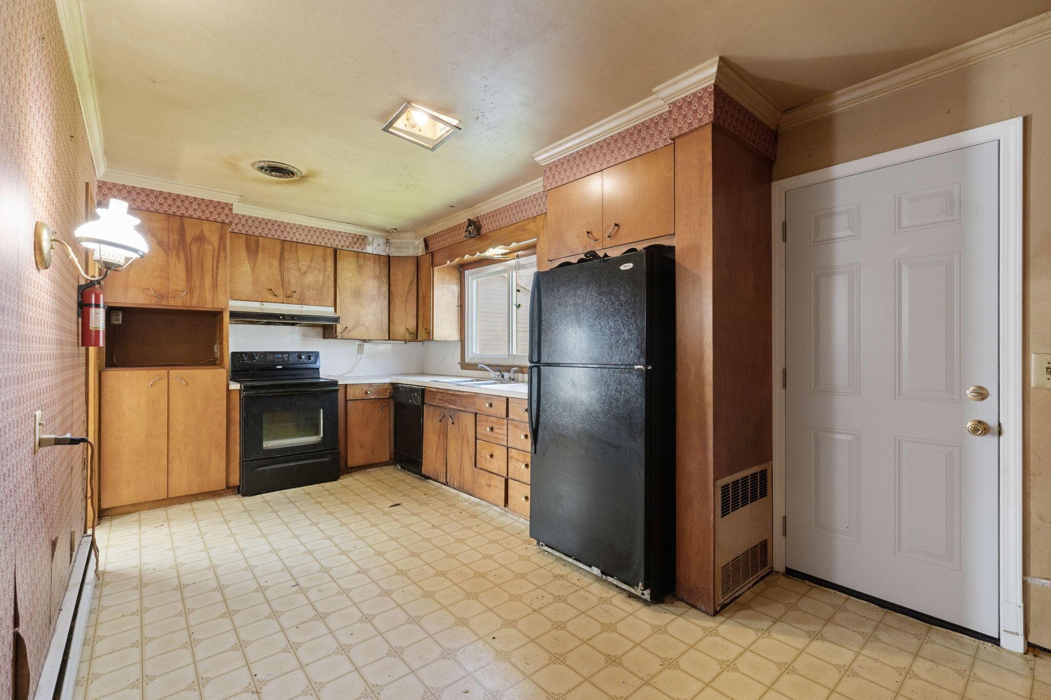 730 S Myrtle Avenue Property Photo 14