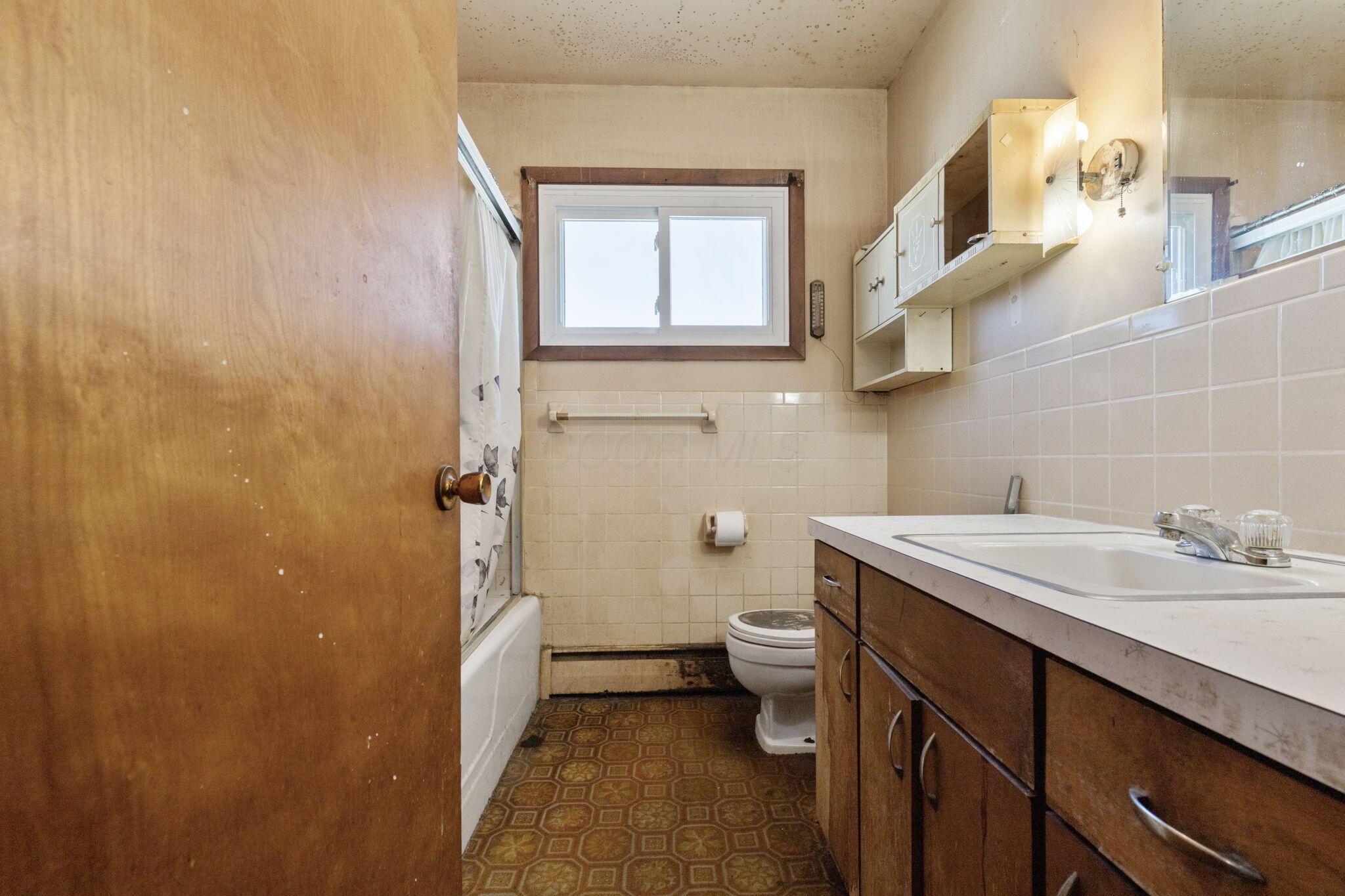 730 S Myrtle Avenue Property Photo 18