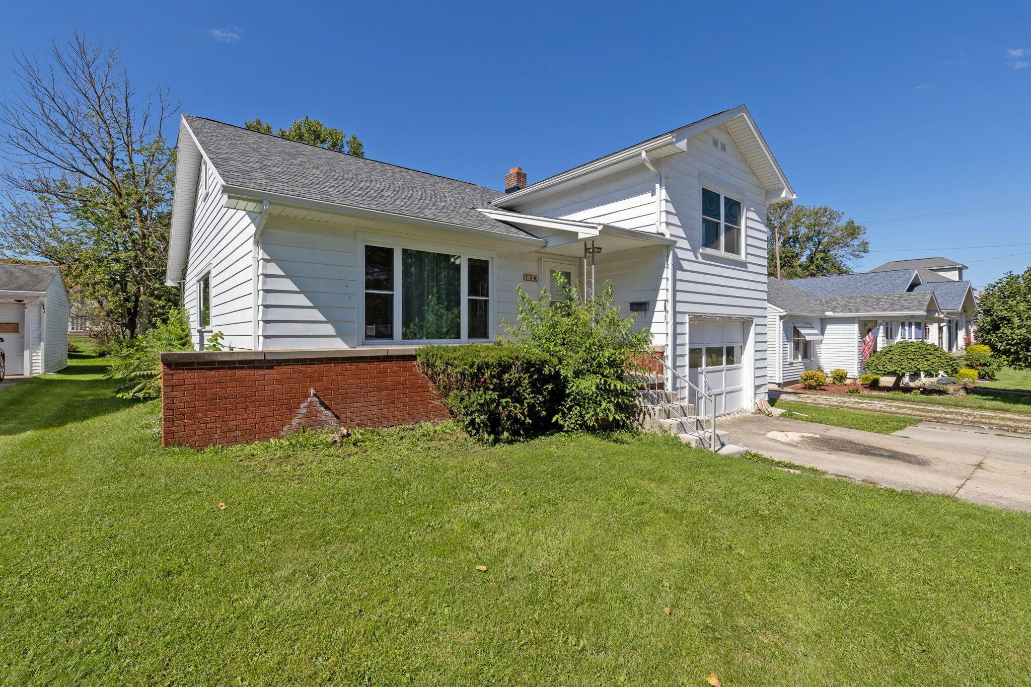 730 S Myrtle Avenue Property Photo 36