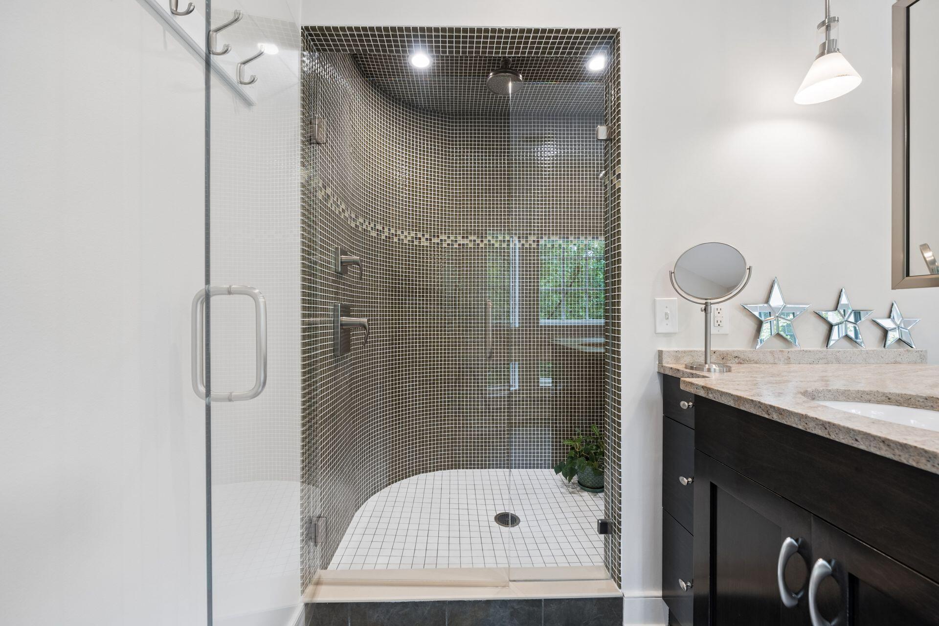184 E Gay Street, Th9 Property Photo 43