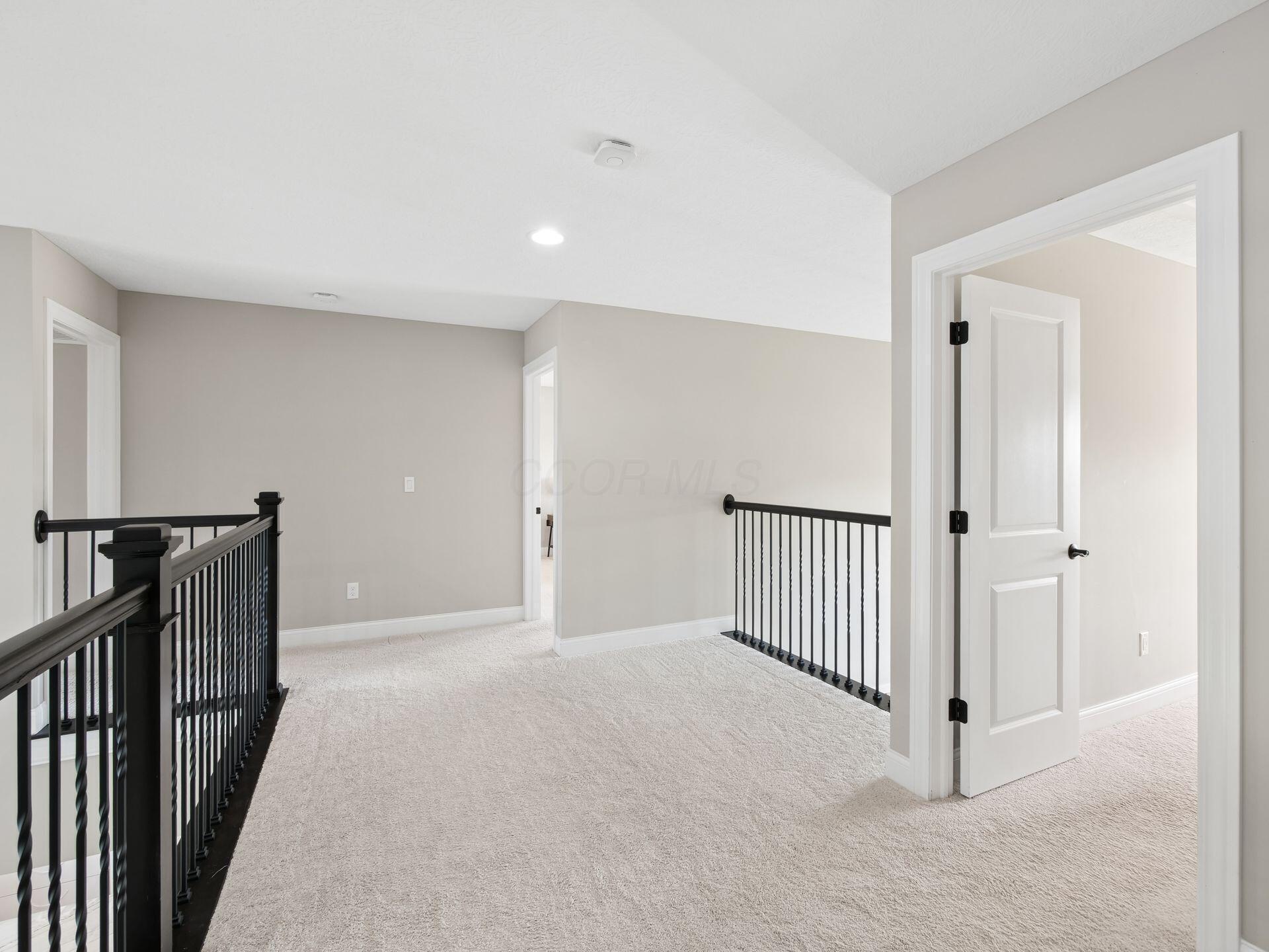 206 Ingleton Court Property Photo 41