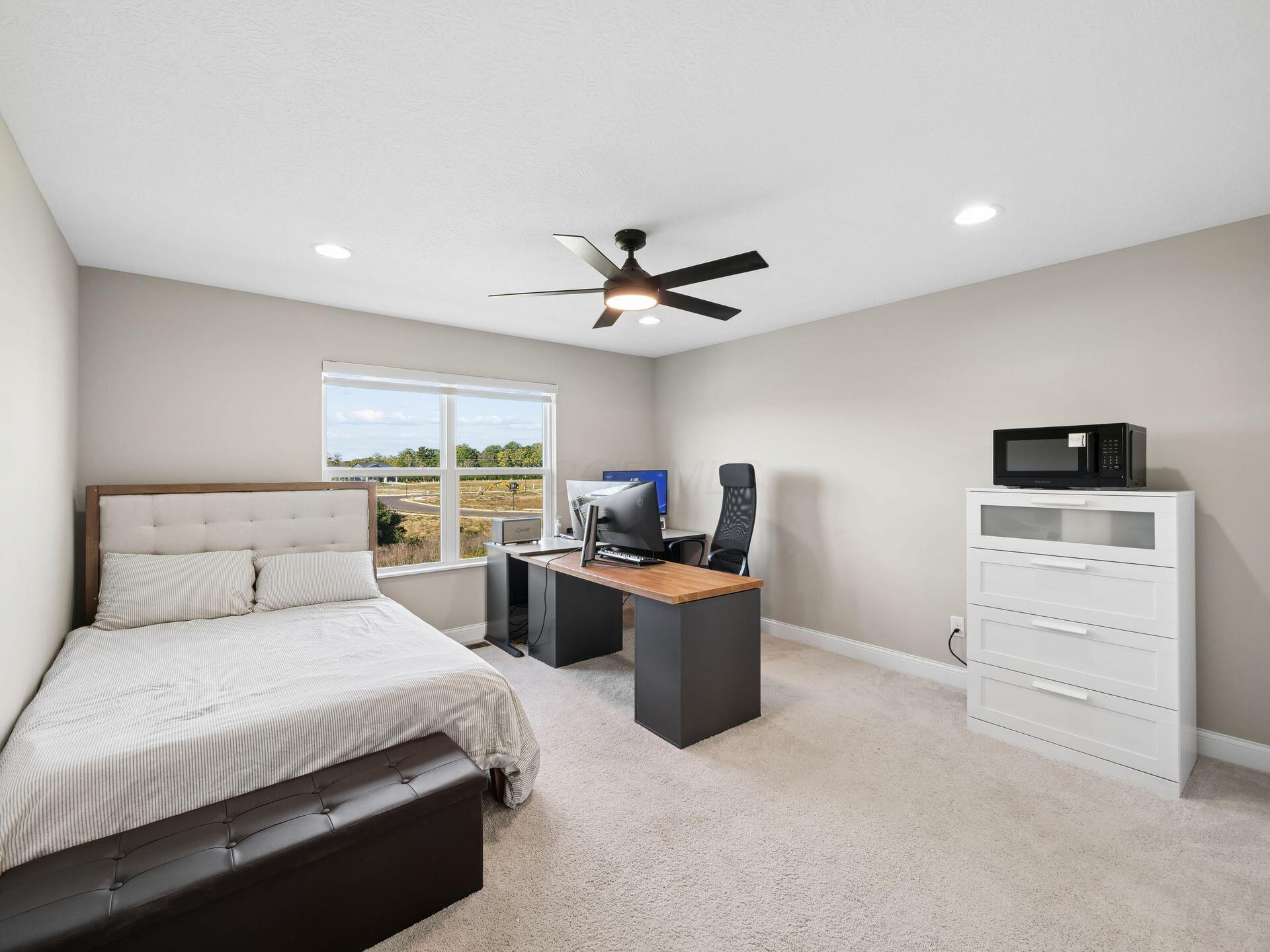 206 Ingleton Court Property Photo 46