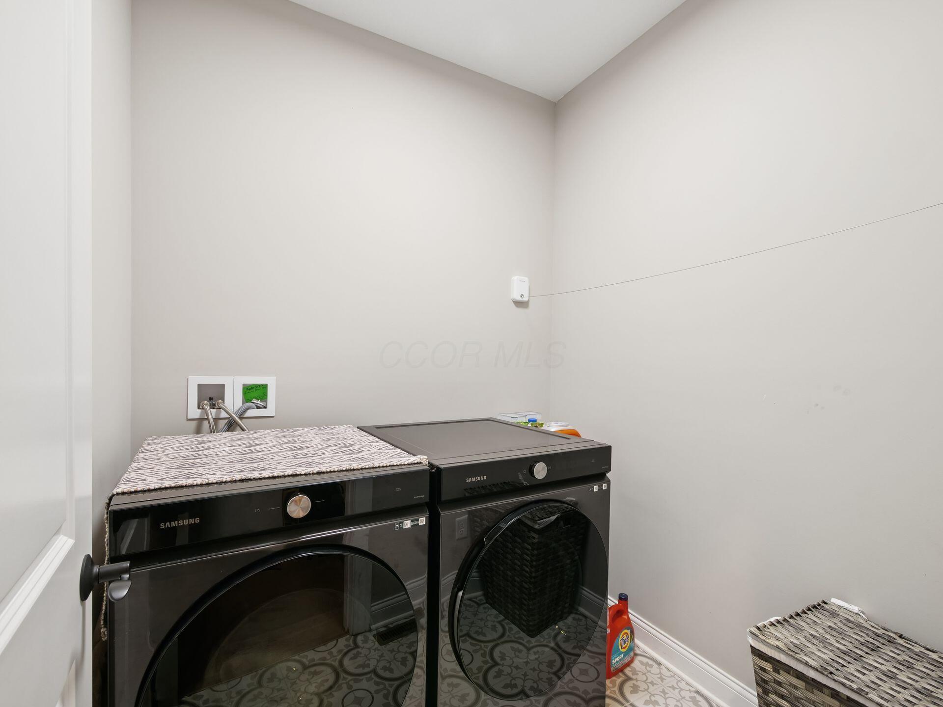 206 Ingleton Court Property Photo 53