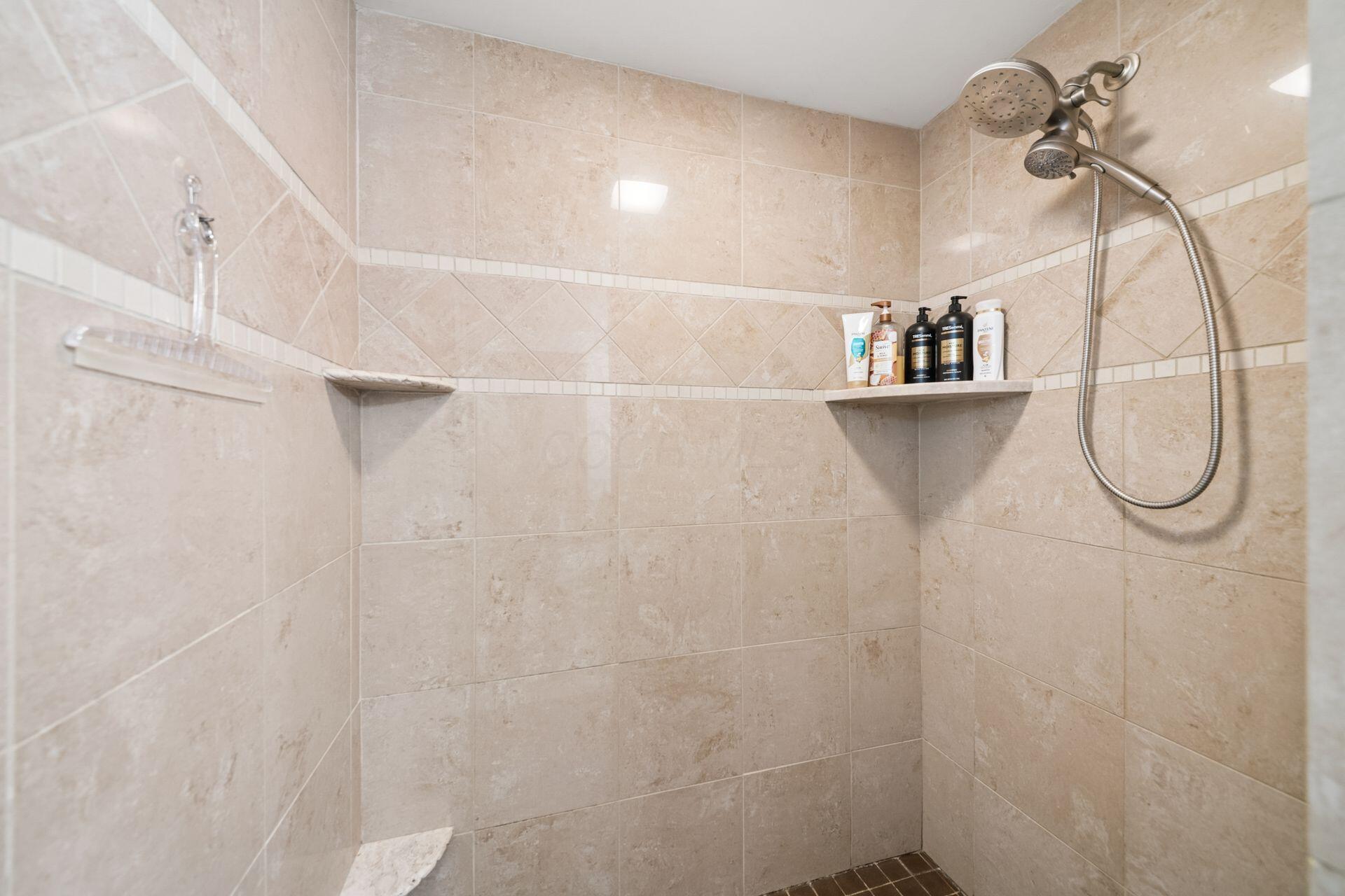 166 Ormsbee Avenue Property Photo 29