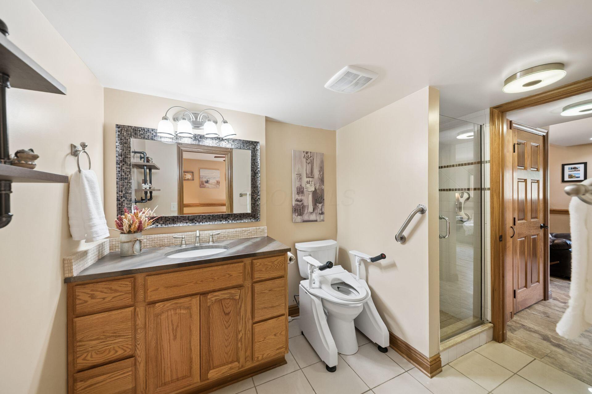 166 Ormsbee Avenue Property Photo 44