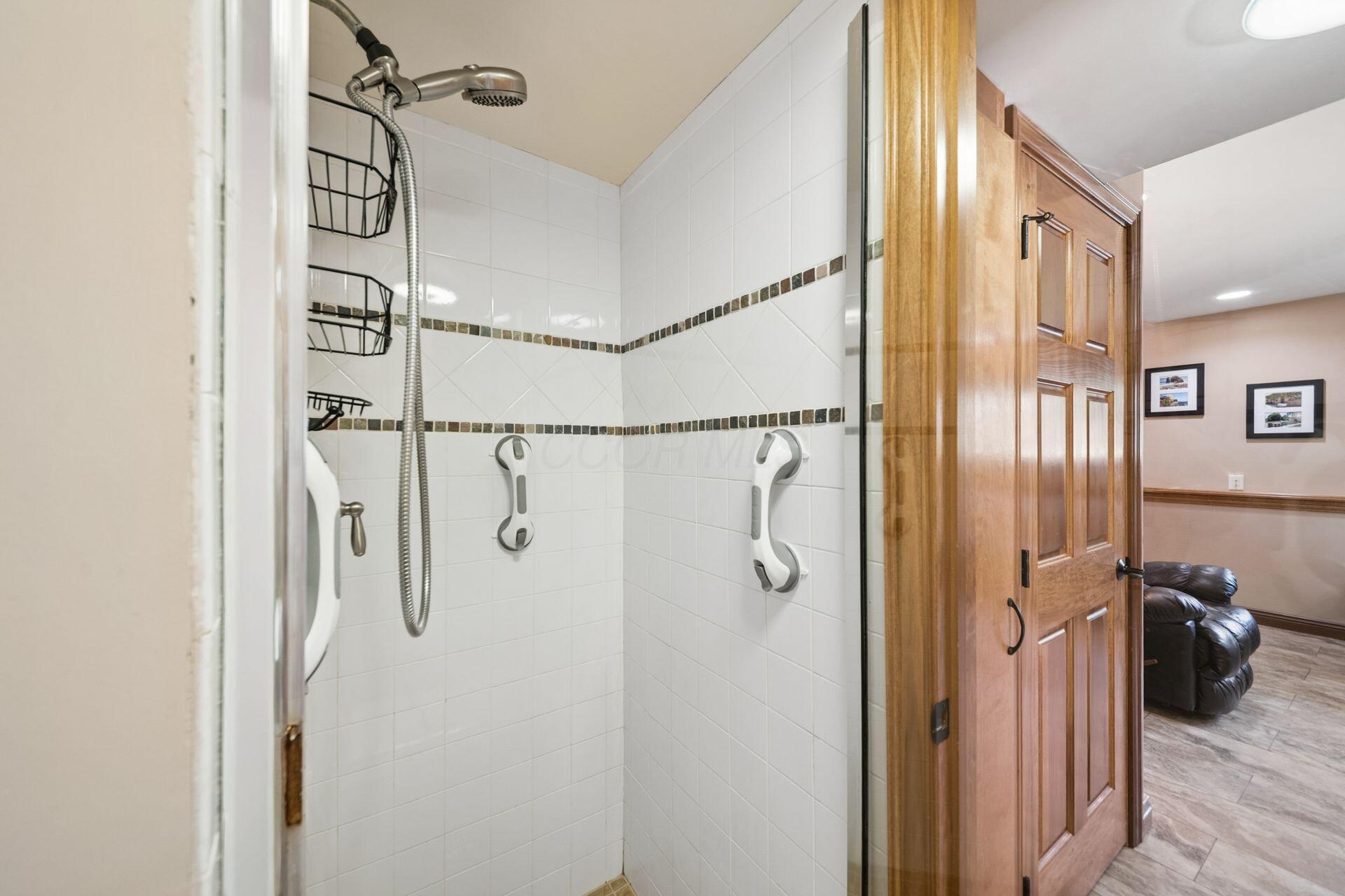 166 Ormsbee Avenue Property Photo 45