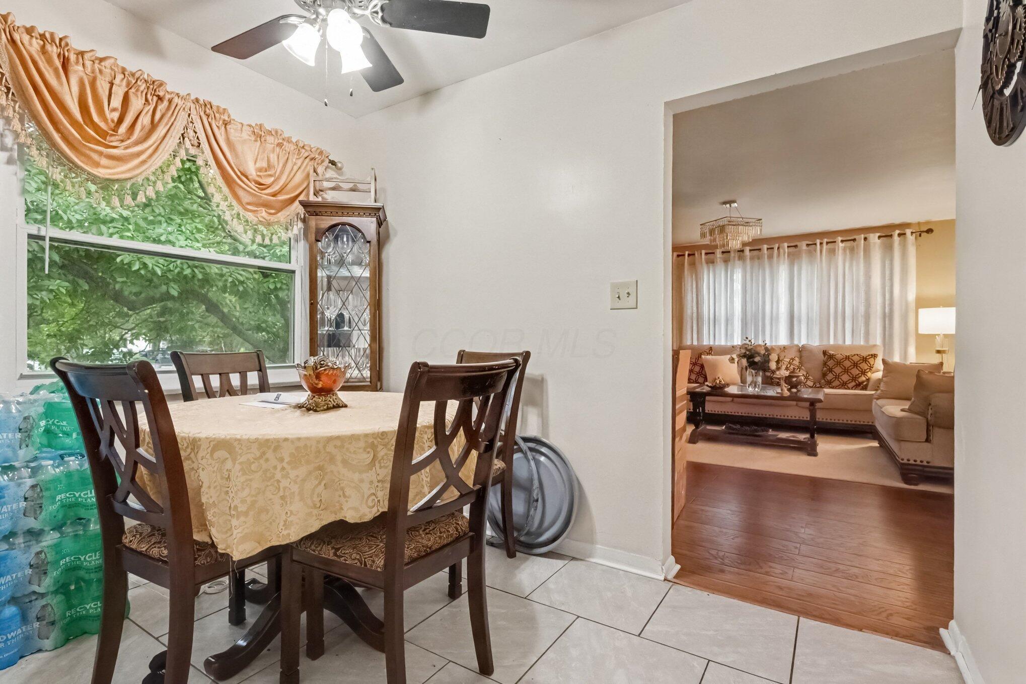 226 Oxley Road Property Photo 7