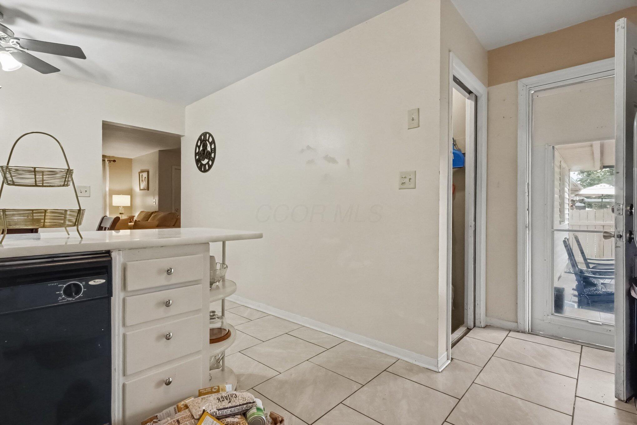 226 Oxley Road Property Photo 10
