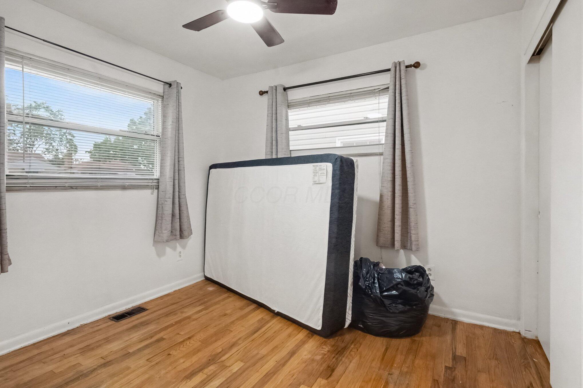 226 Oxley Road Property Photo 12