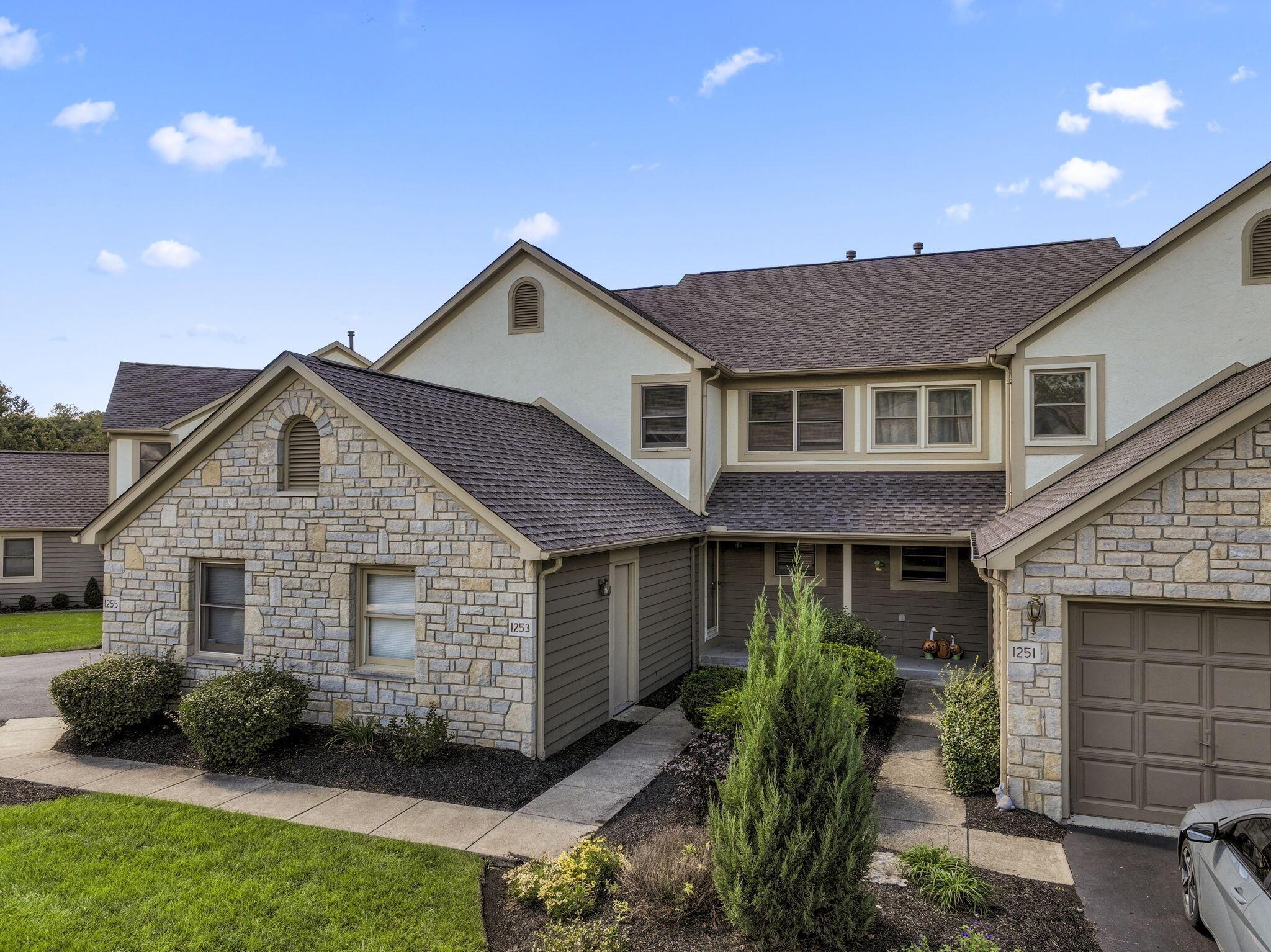 1253 Spring Brook Court Property Photo 1